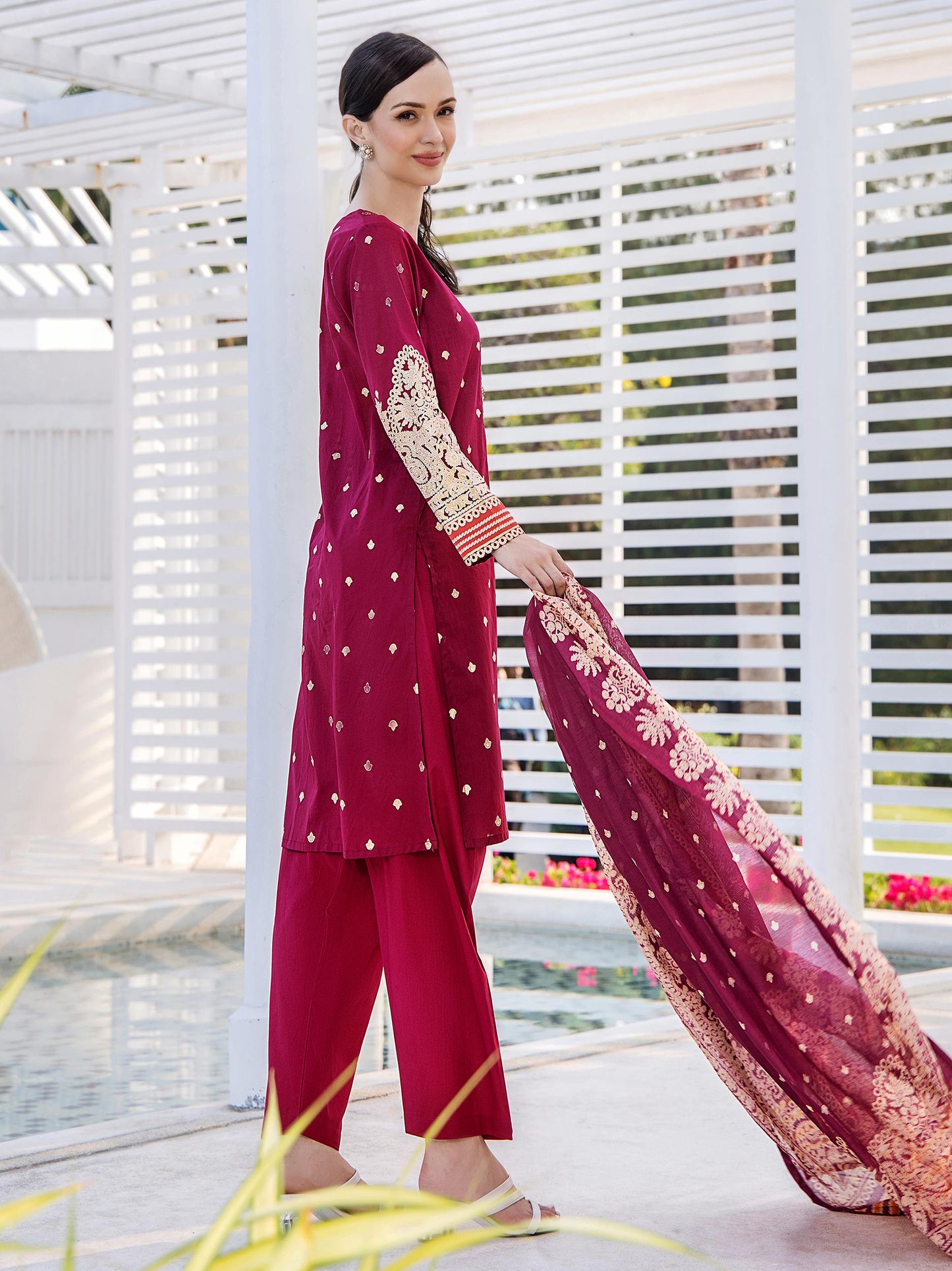 3 Piece Lawn Suit-Embroidered (Unstitched)