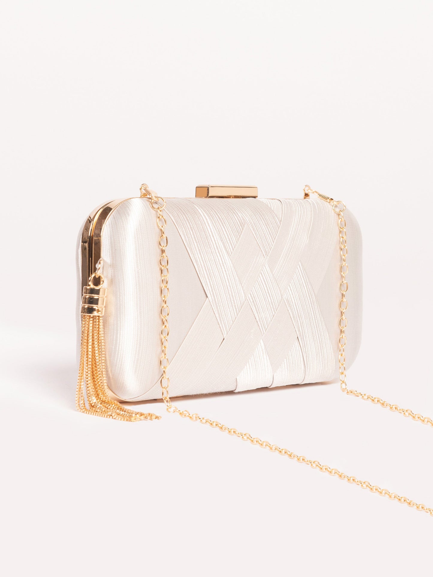 Criss Cross Clutch