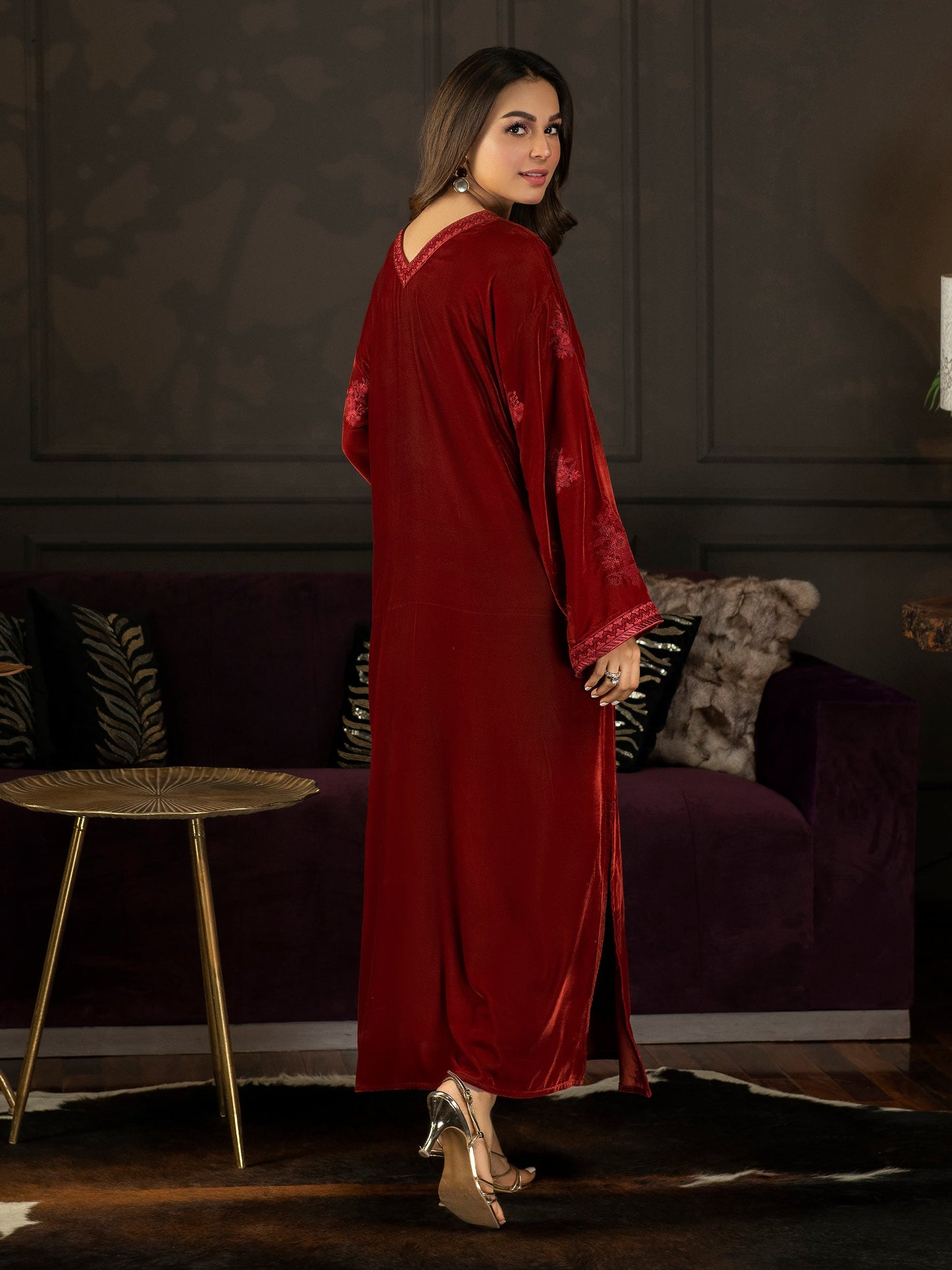 2 Piece Velvet Suit-Embroidered (Unstitched)