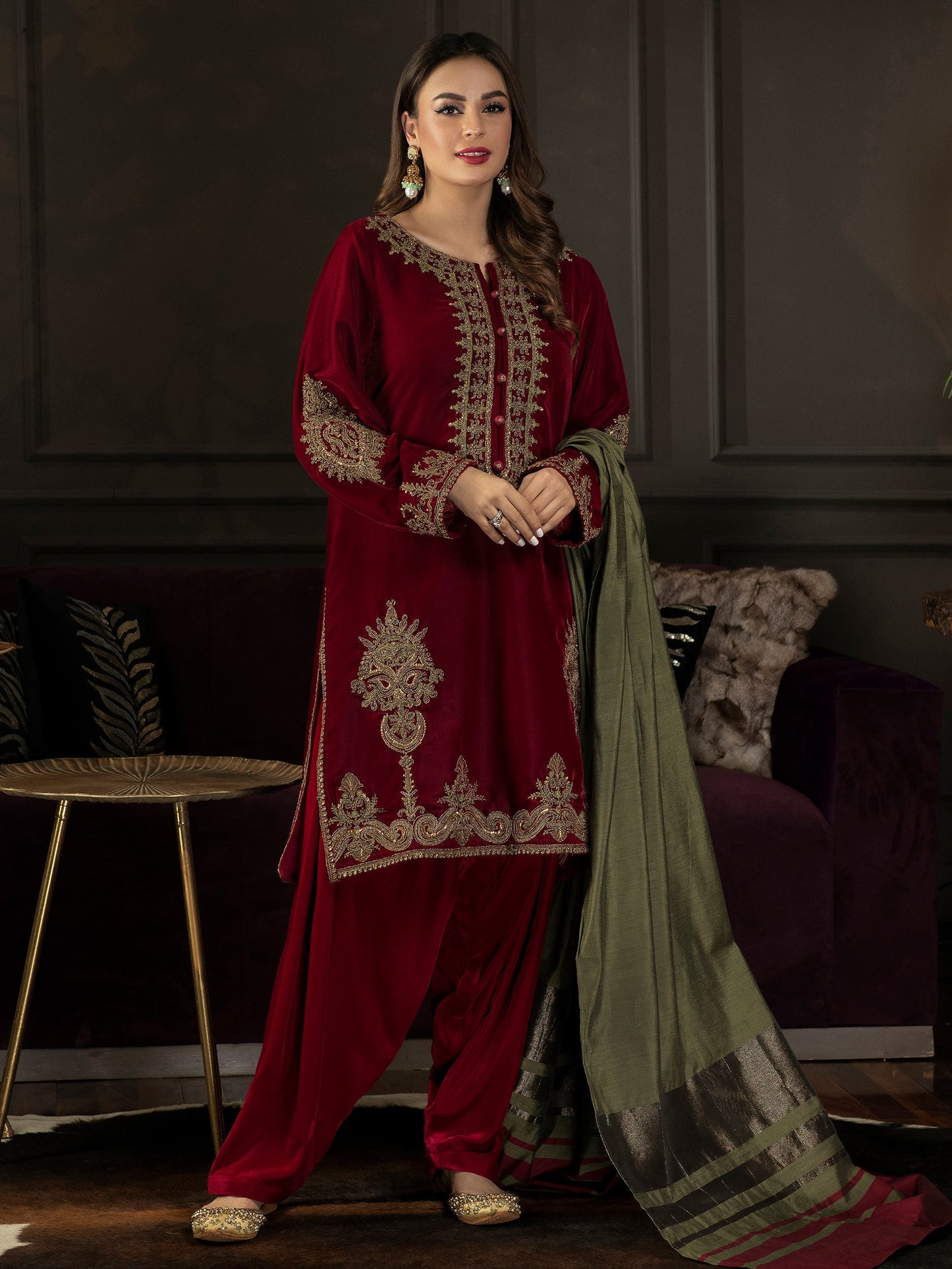 3 Piece Velvet Suit-Embroidered (Unstitched)
