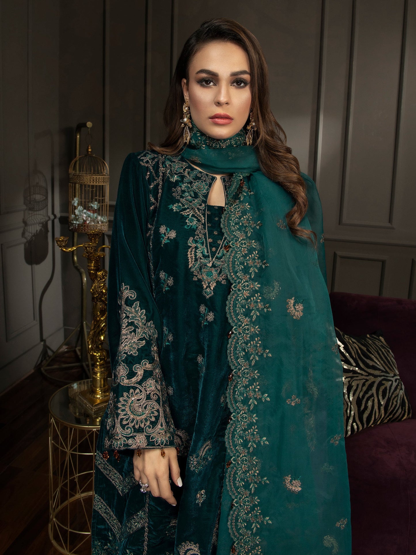3 Piece Velvet Suit-Embroidered (Unstitched)