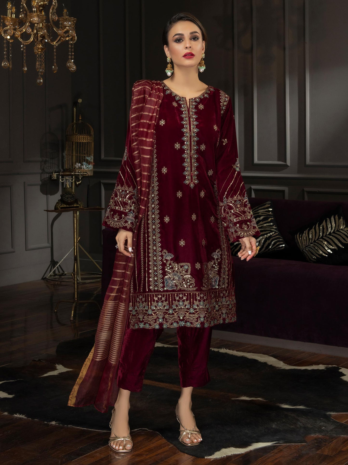 3 Piece Velvet Suit-Embroidered (Unstitched)