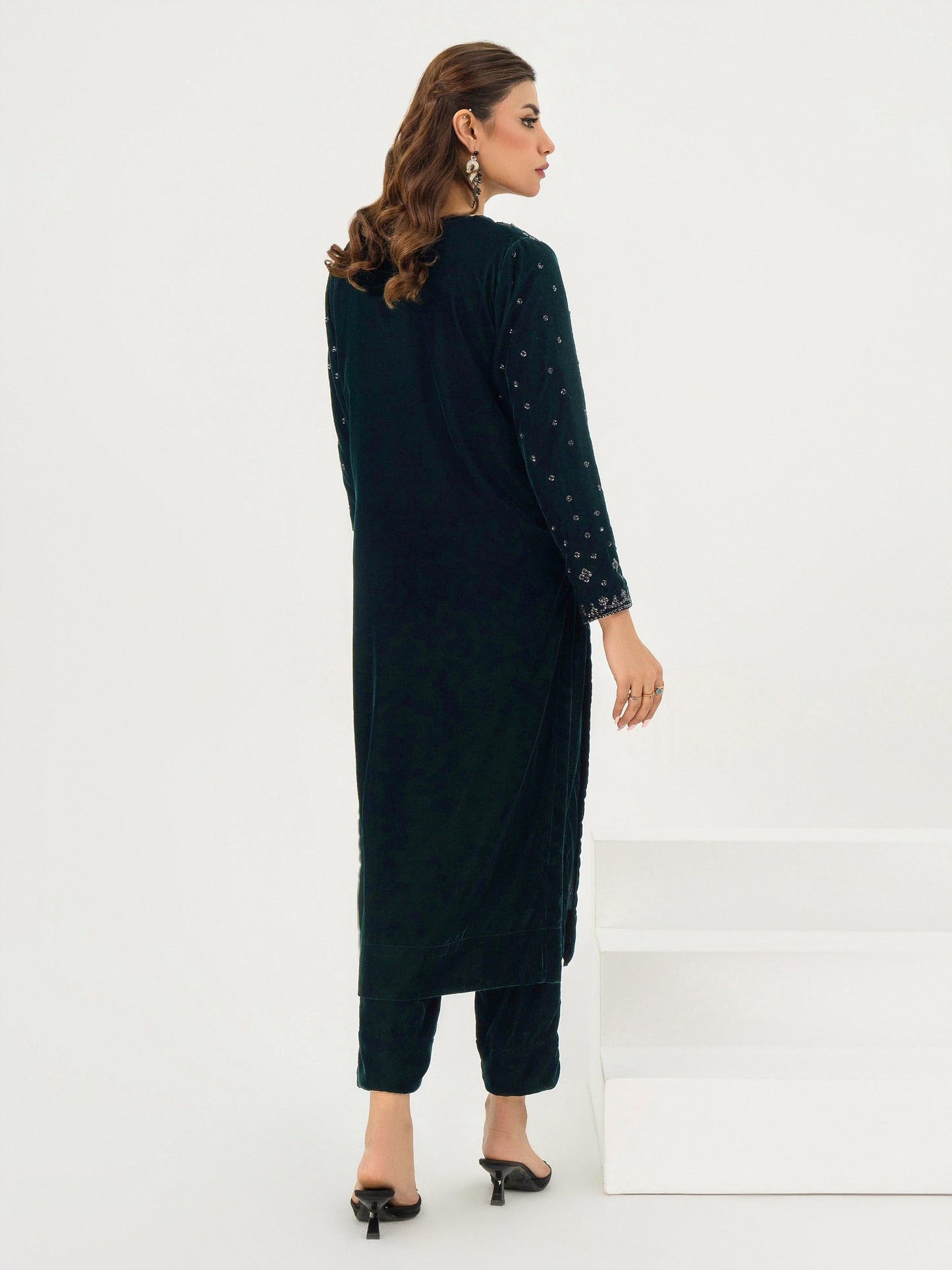 2 Piece Velvet Suit-Embroidered (Pret)