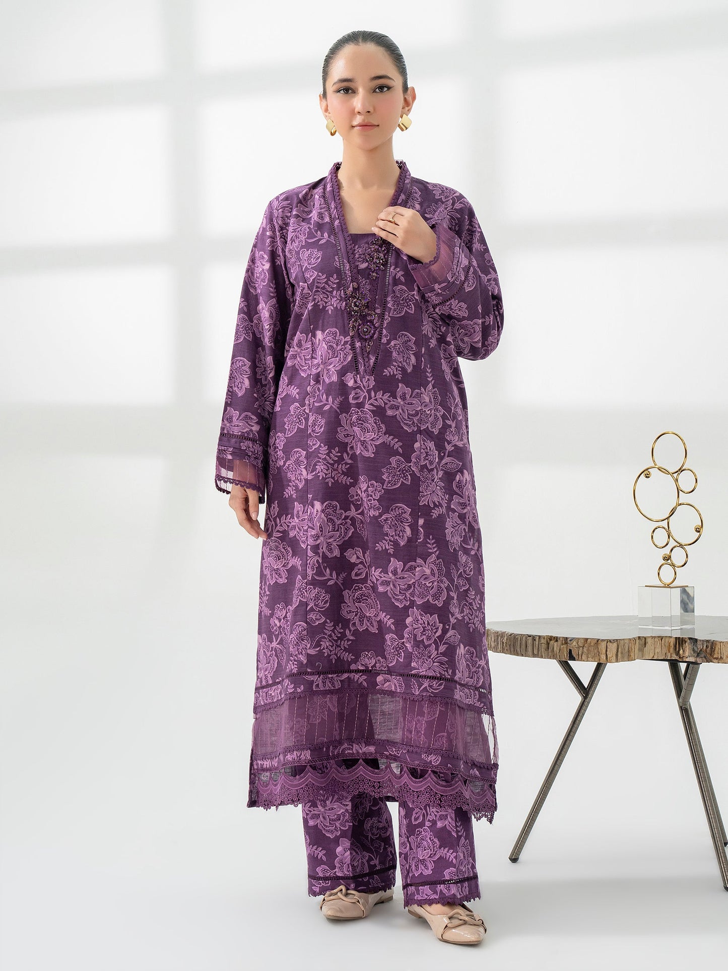 2 Piece Khaddar Suit-Embroidered (Pret)