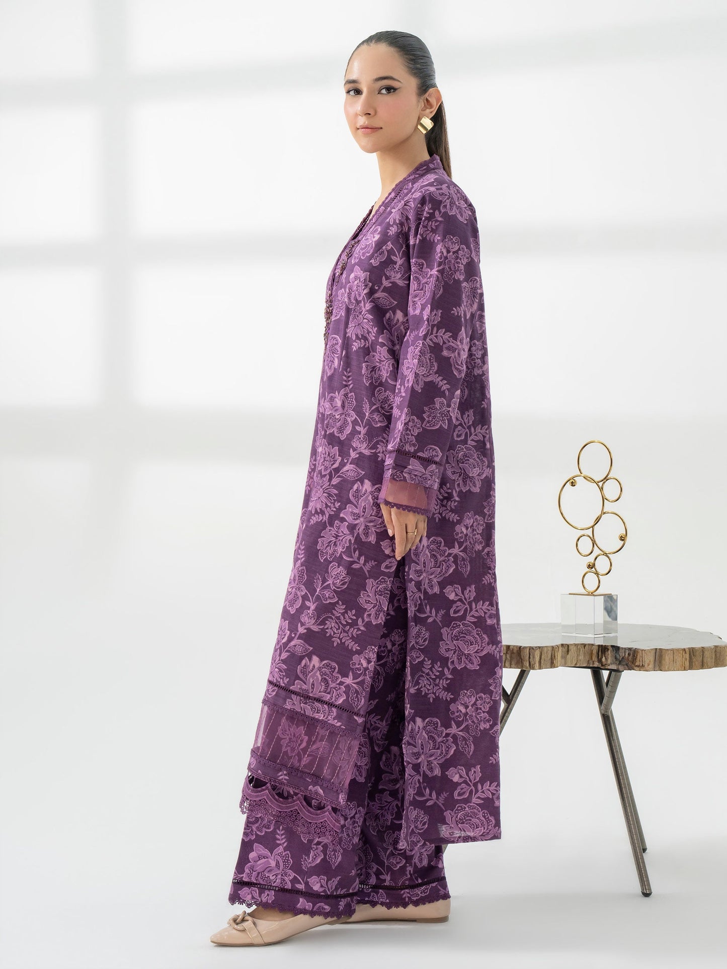 2 Piece Khaddar Suit-Embroidered (Pret)