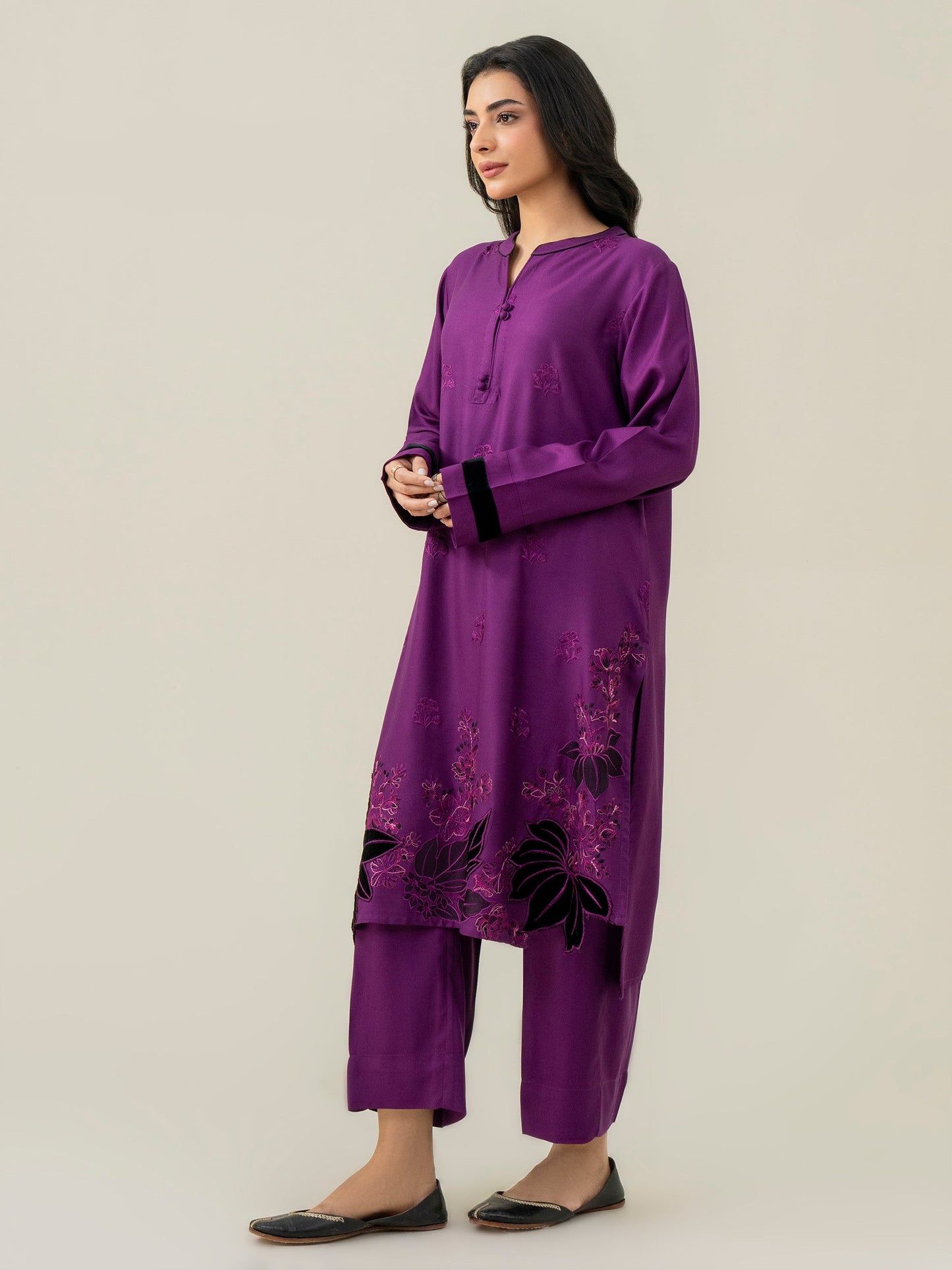 2 Piece Crepe Suit-Embroidered (Pret)