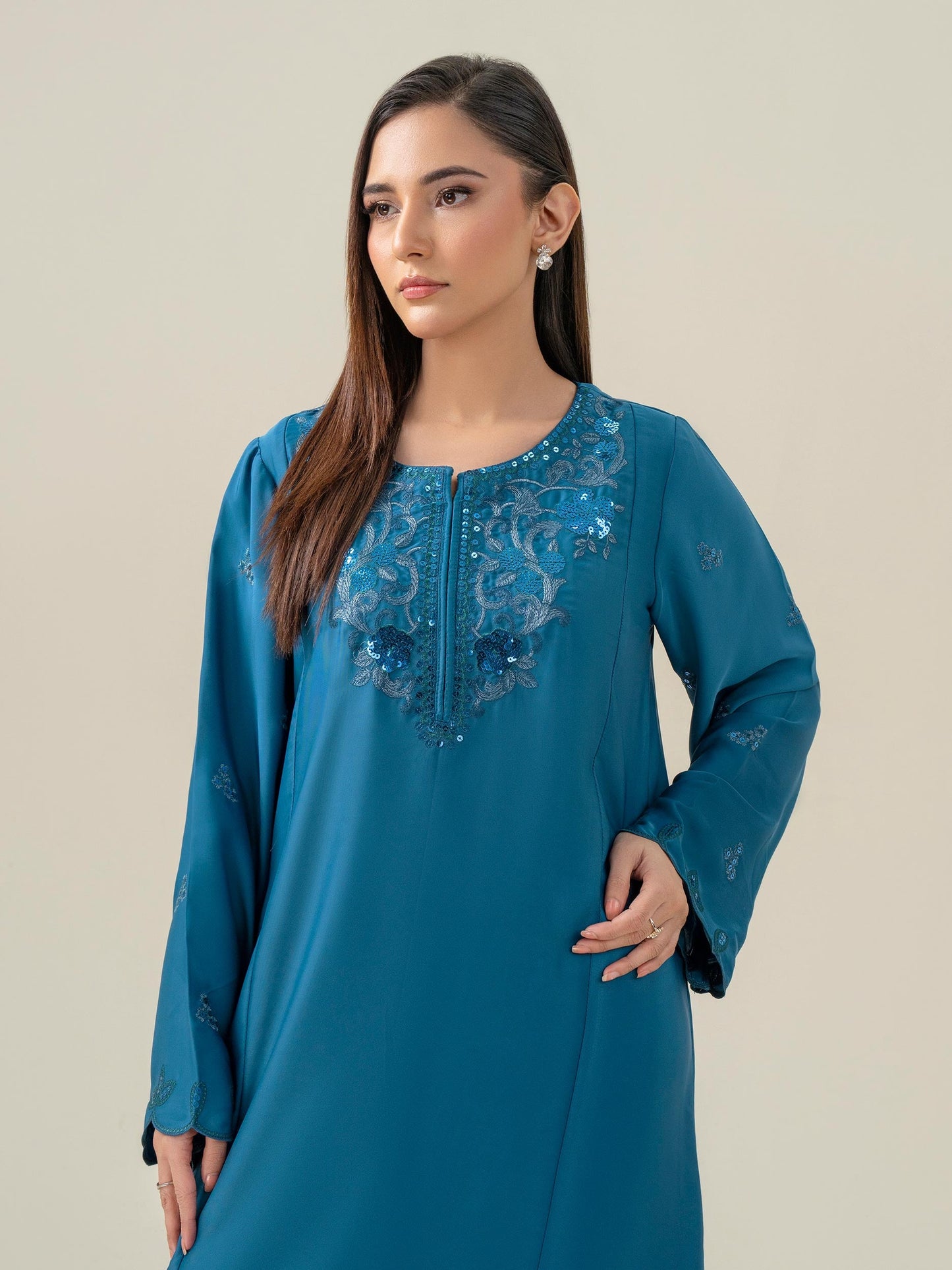 2 Piece Silk Suit-Embroidered (Pret)