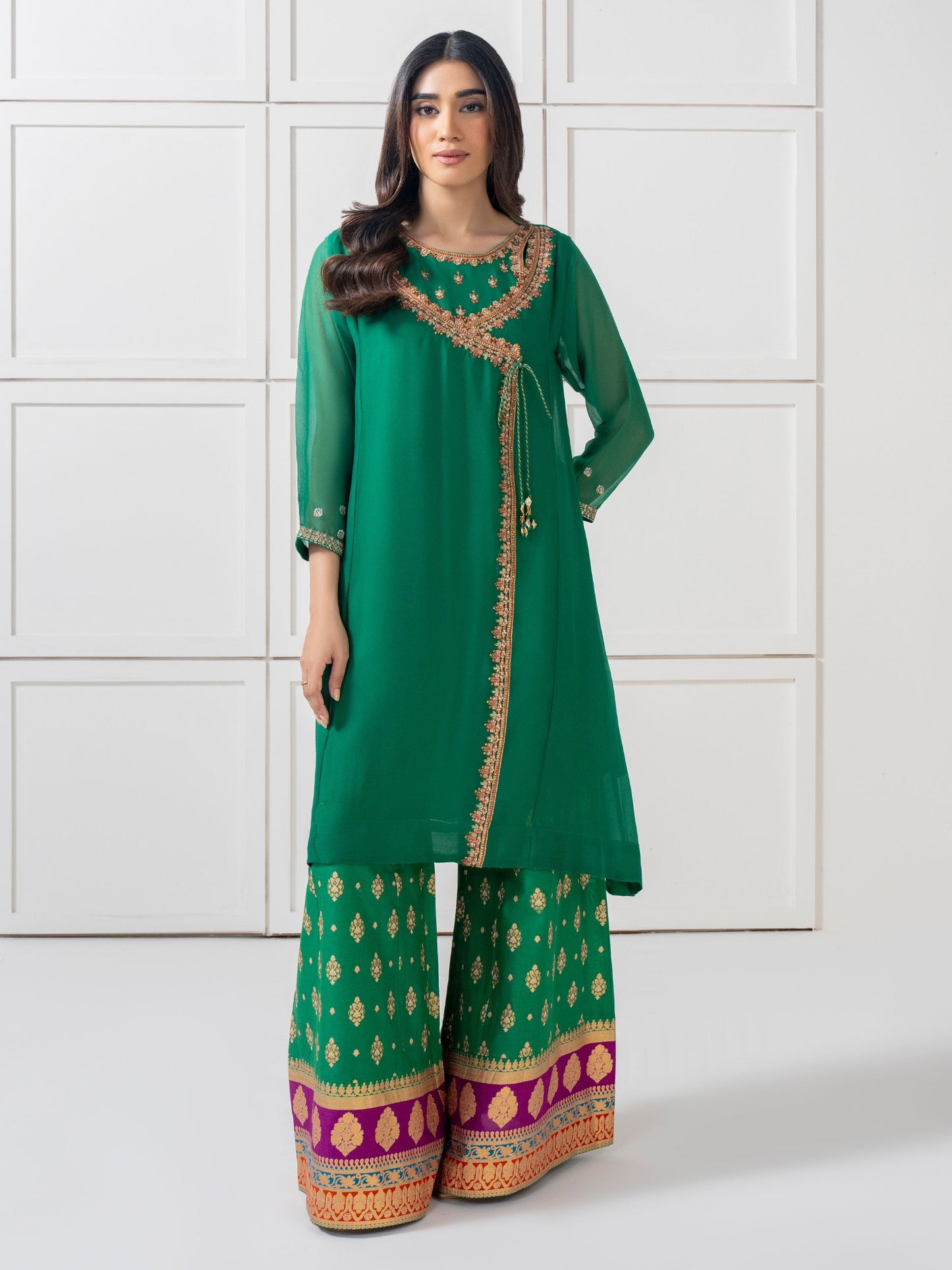 2 Piece Chiffon Suit-Embellished (Pret)