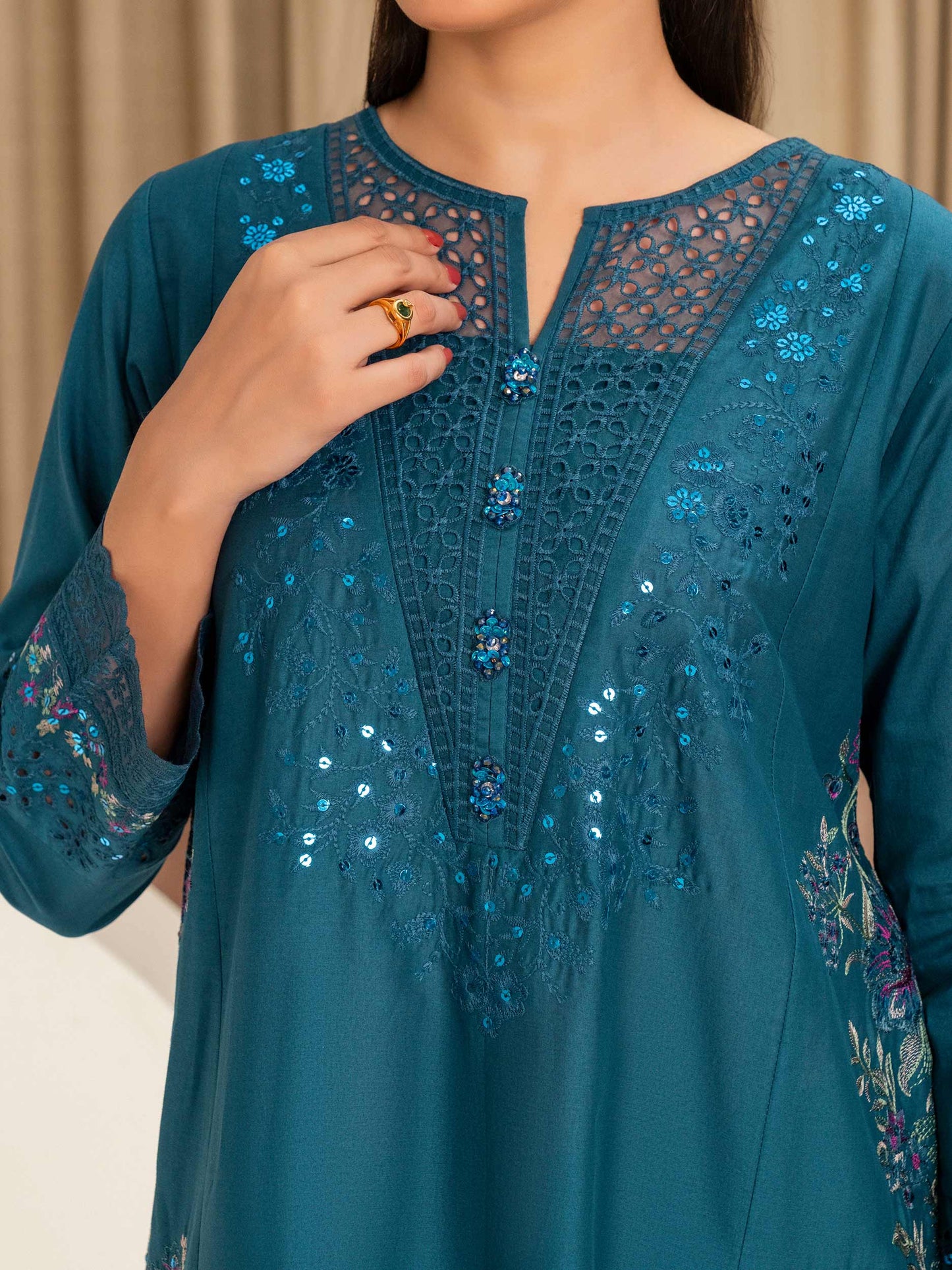 2 Piece Lawn Suit-Embroidered (Pret)