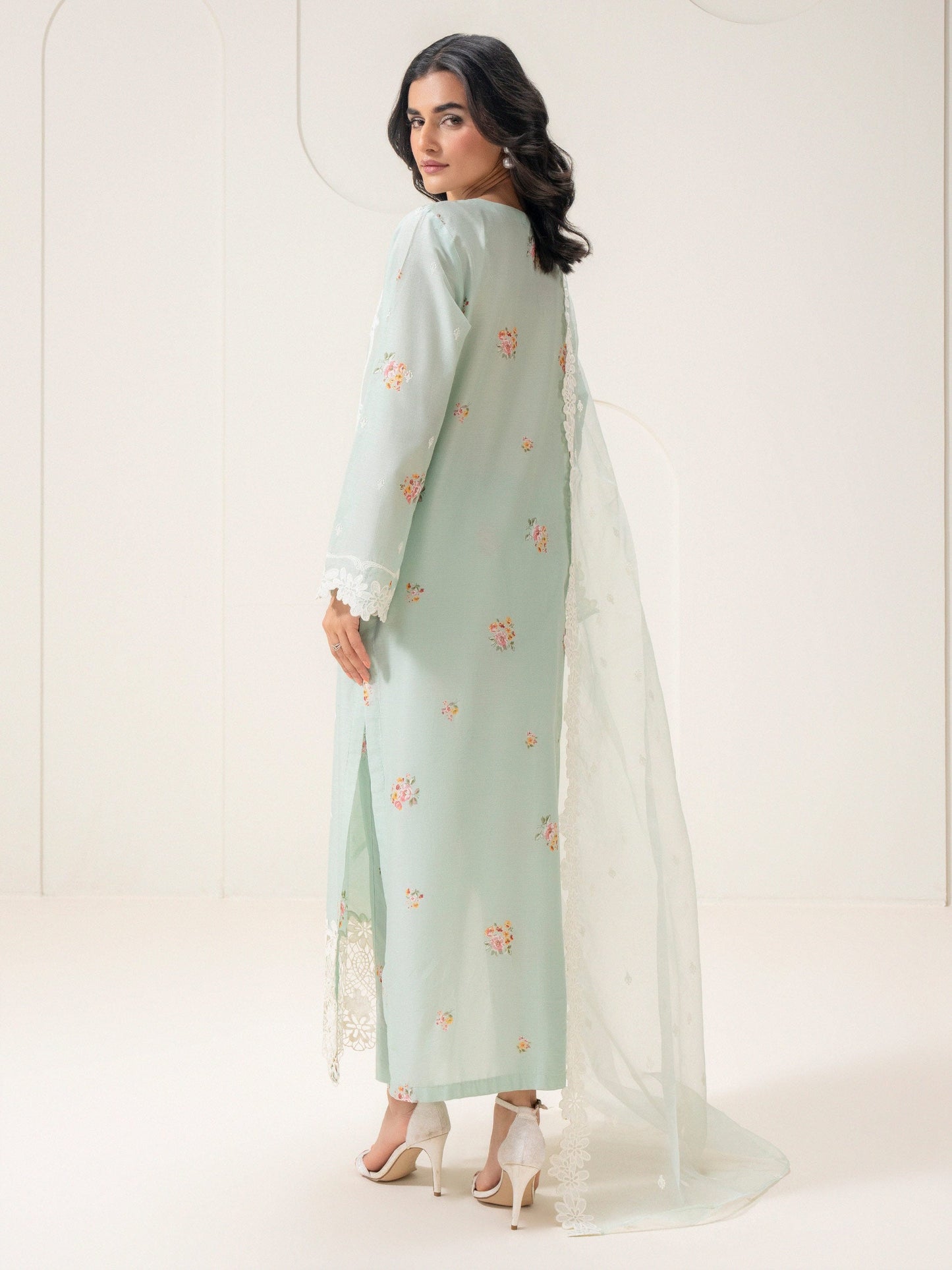 3 Piece Lawn Suit-Embroidered (Pret)