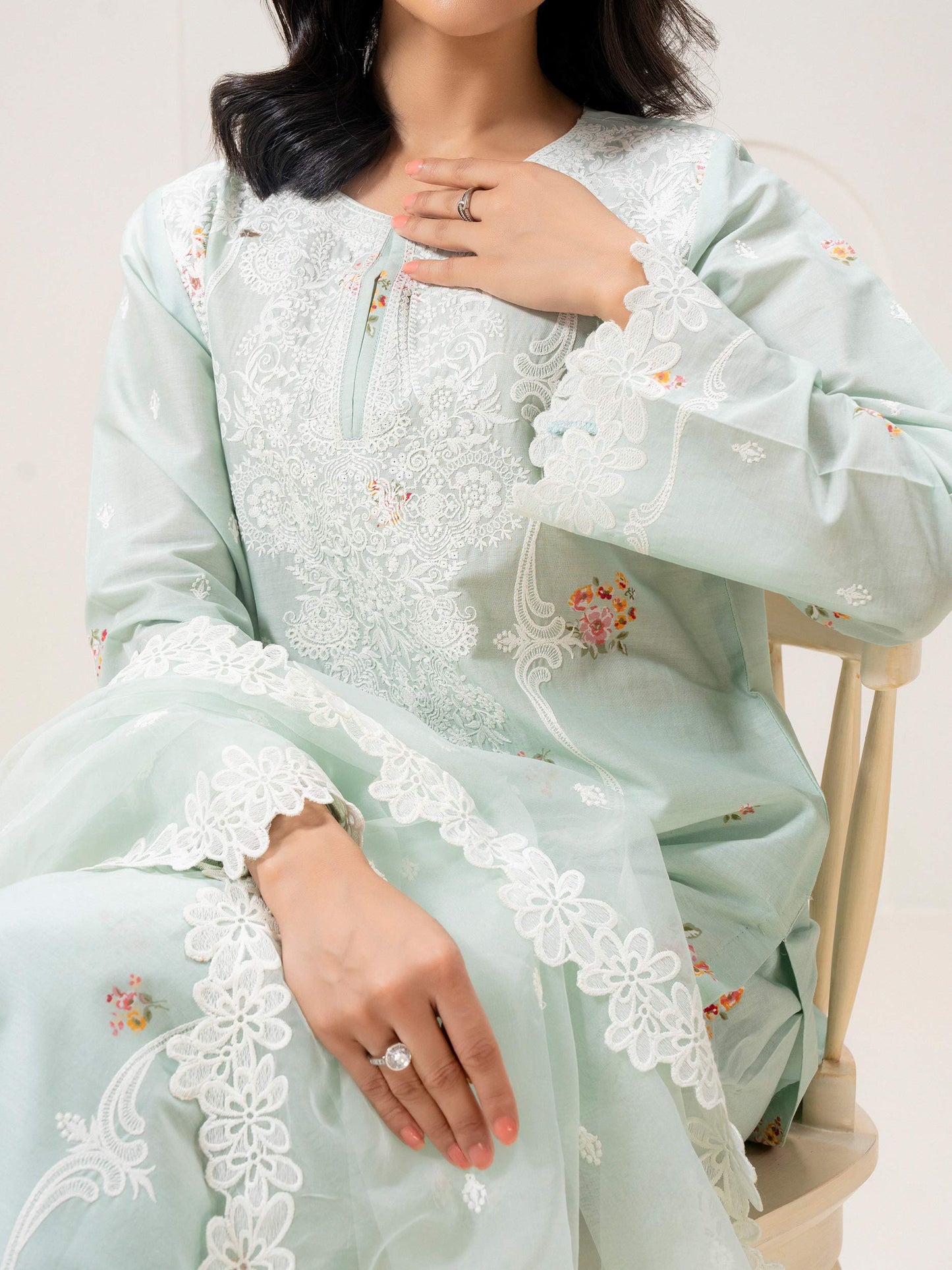 3 Piece Lawn Suit-Embroidered (Pret)