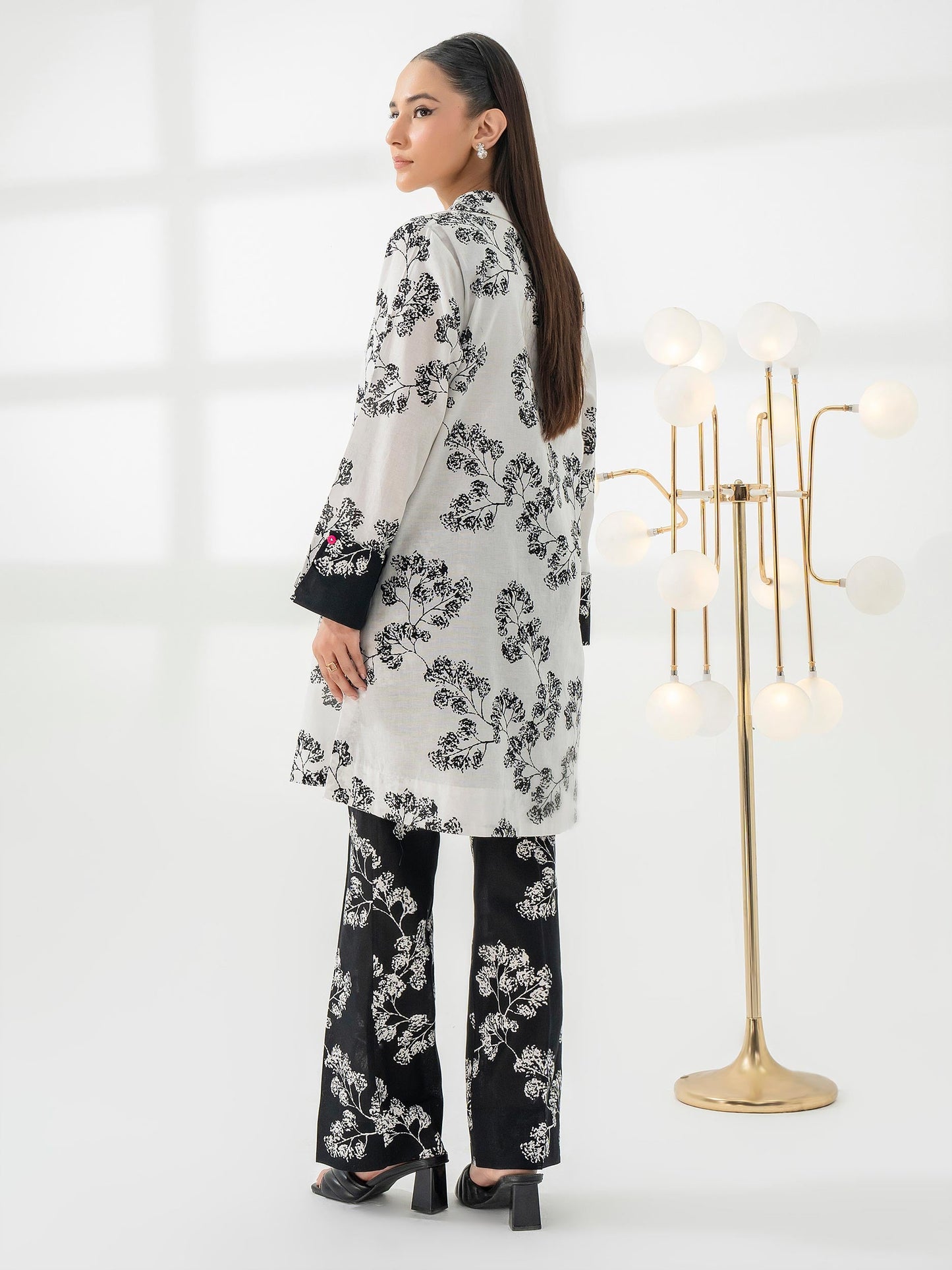 2 Piece Khaddar Suit-Printed (Pret)