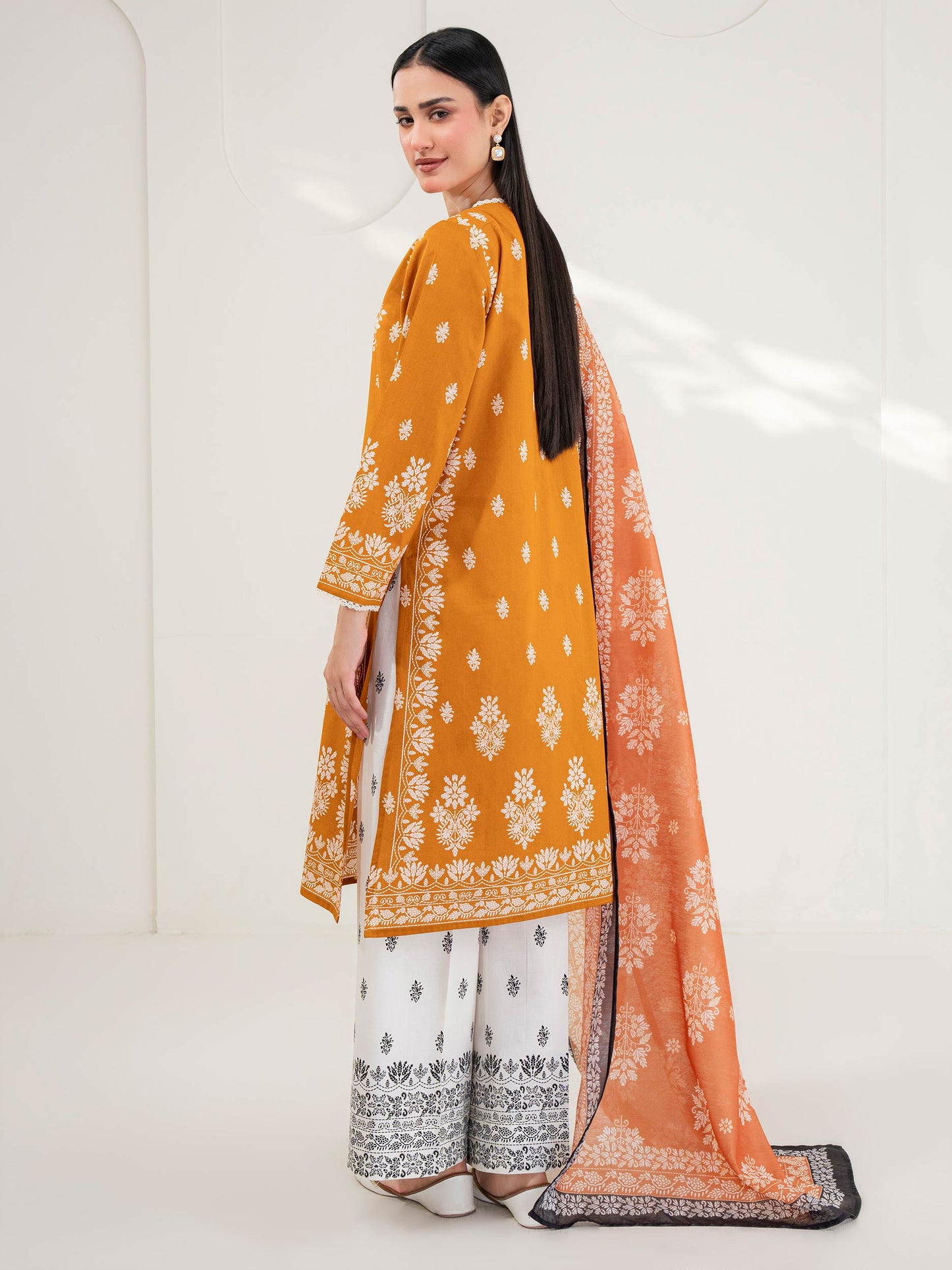 3 Piece Lawn Suit-Printed (Pret)
