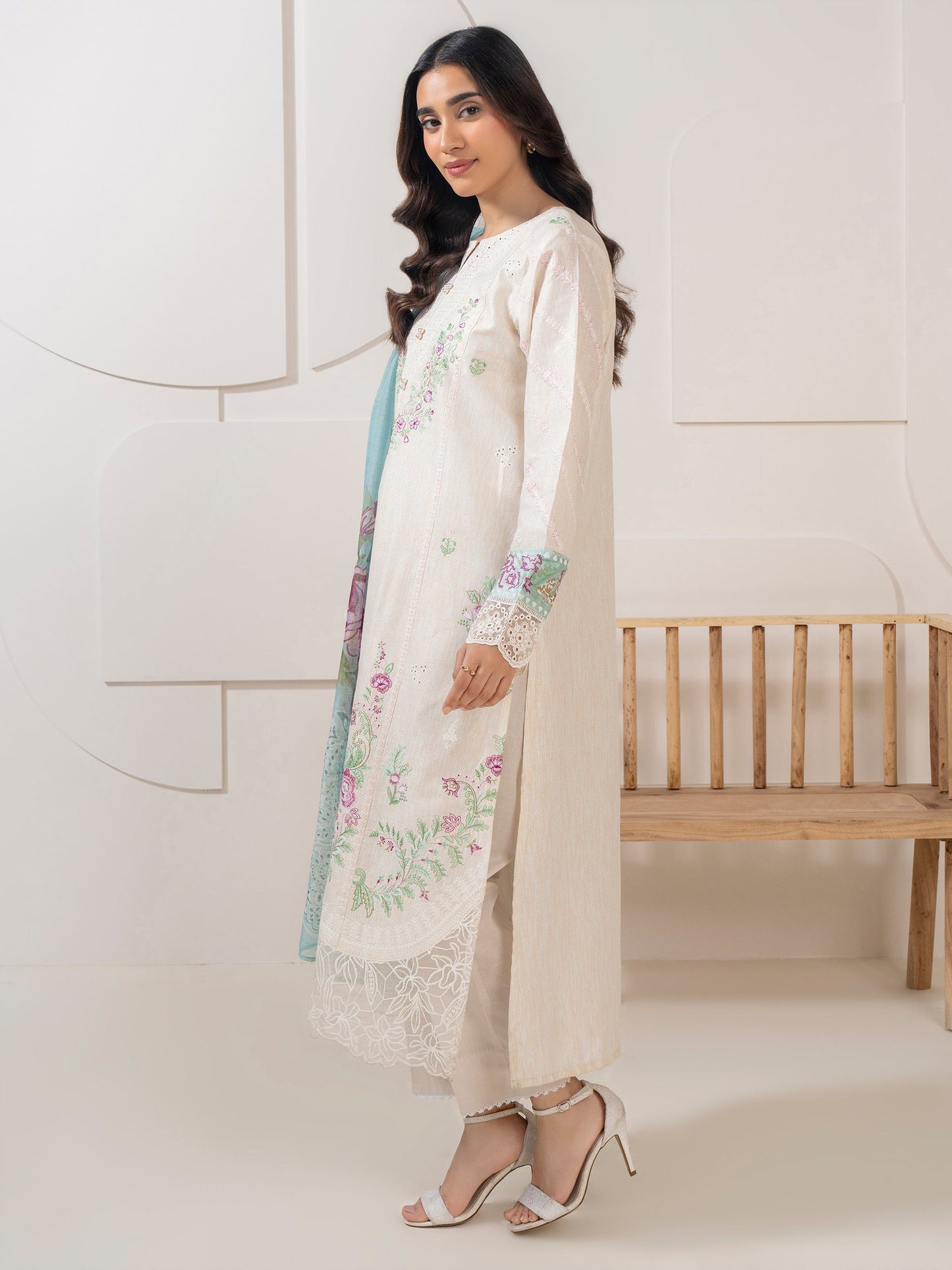 3 Piece Lawn Suit-Embroidered (Pret)