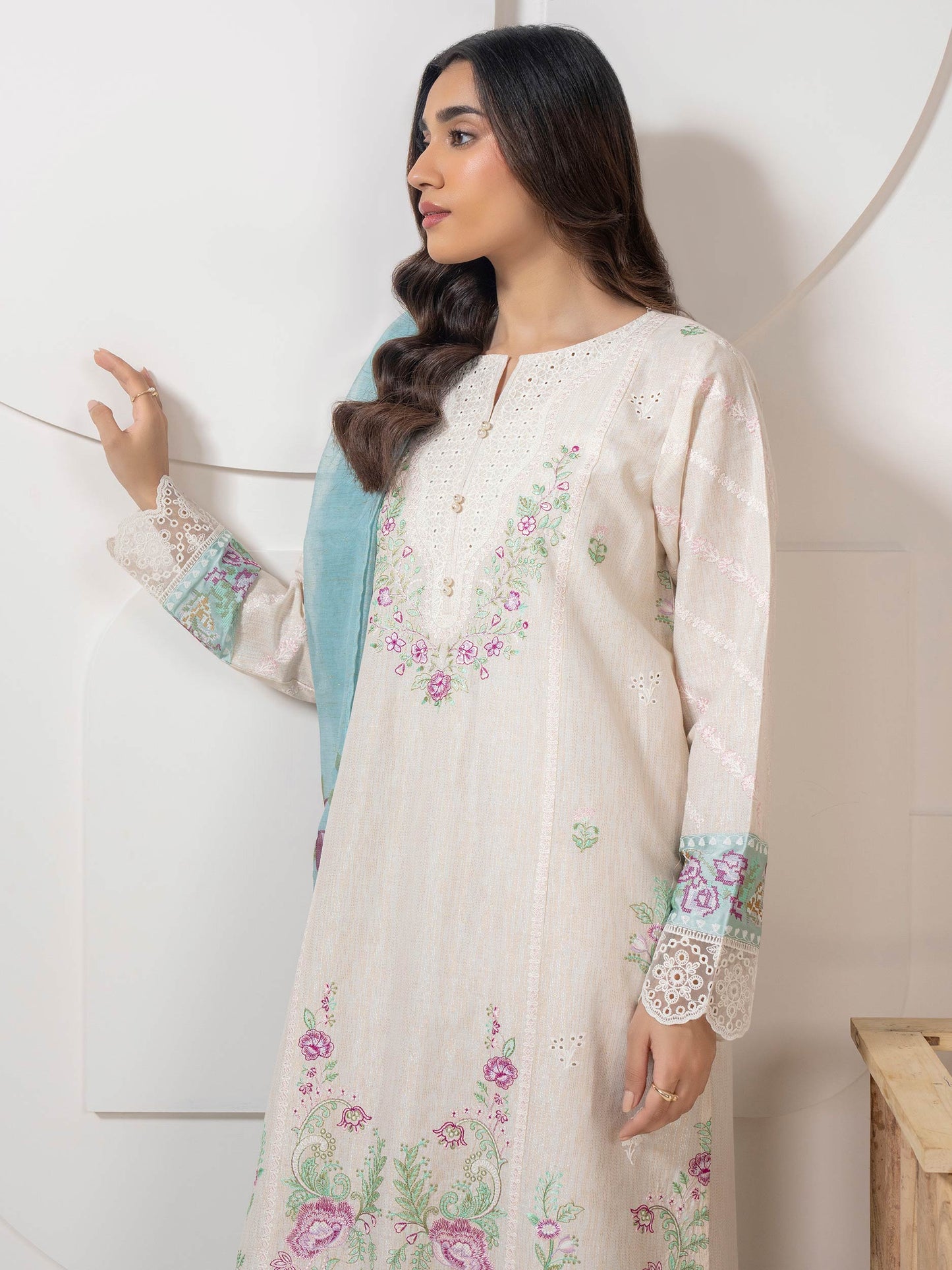 3 Piece Lawn Suit-Embroidered (Pret)