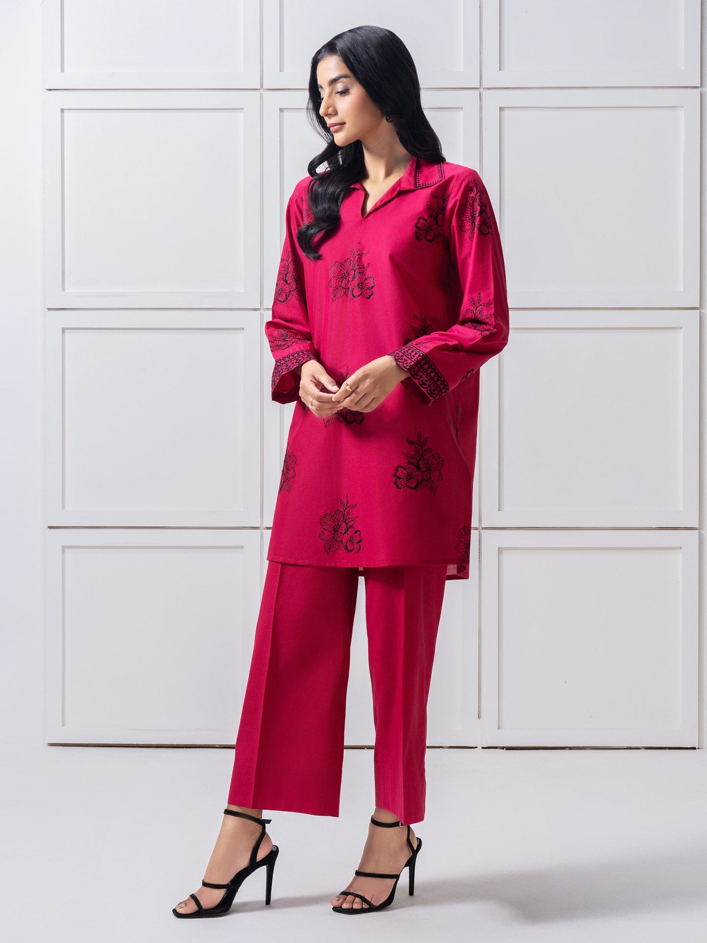 Lawn Co-Ord Set-Embroidered (Pret)