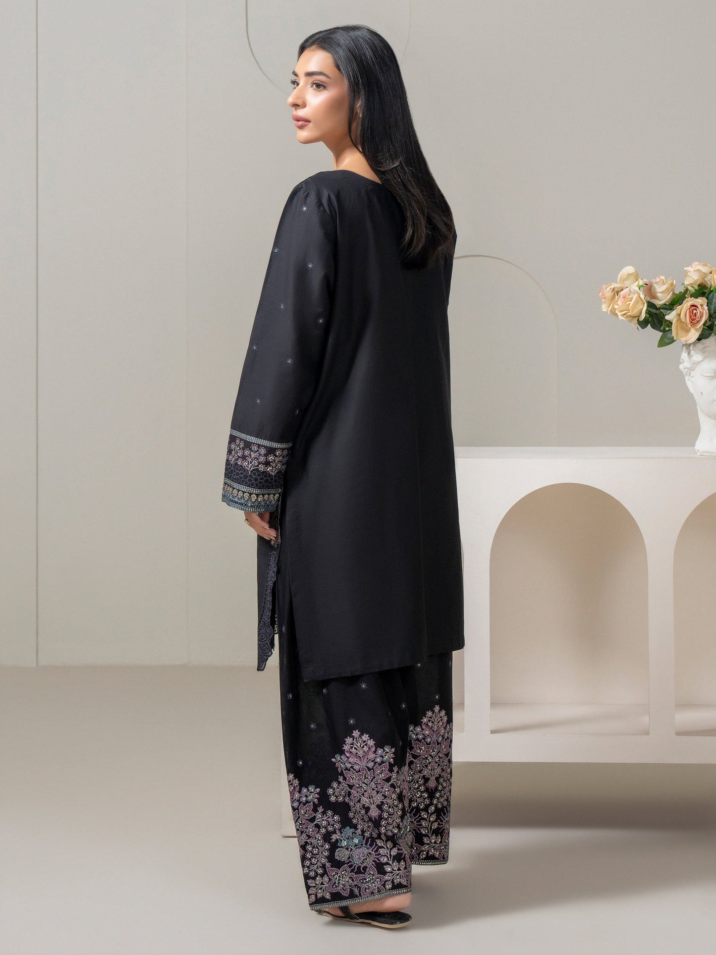 2 Piece Lawn Suit-Embroidered (Pret)