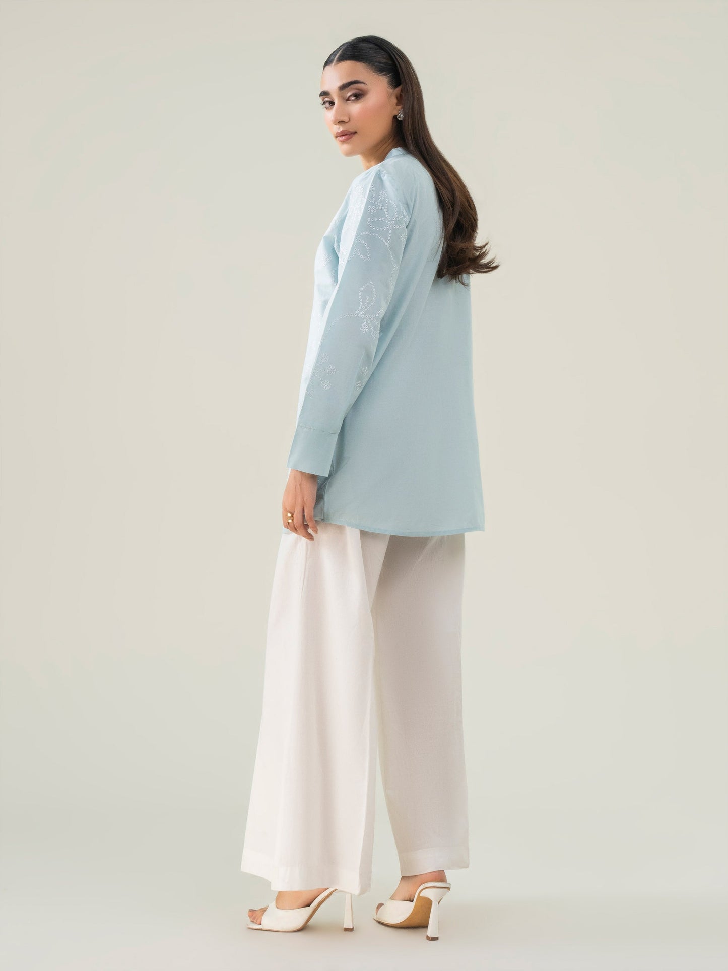 Cambric Kurti-Embroidered (Pret)
