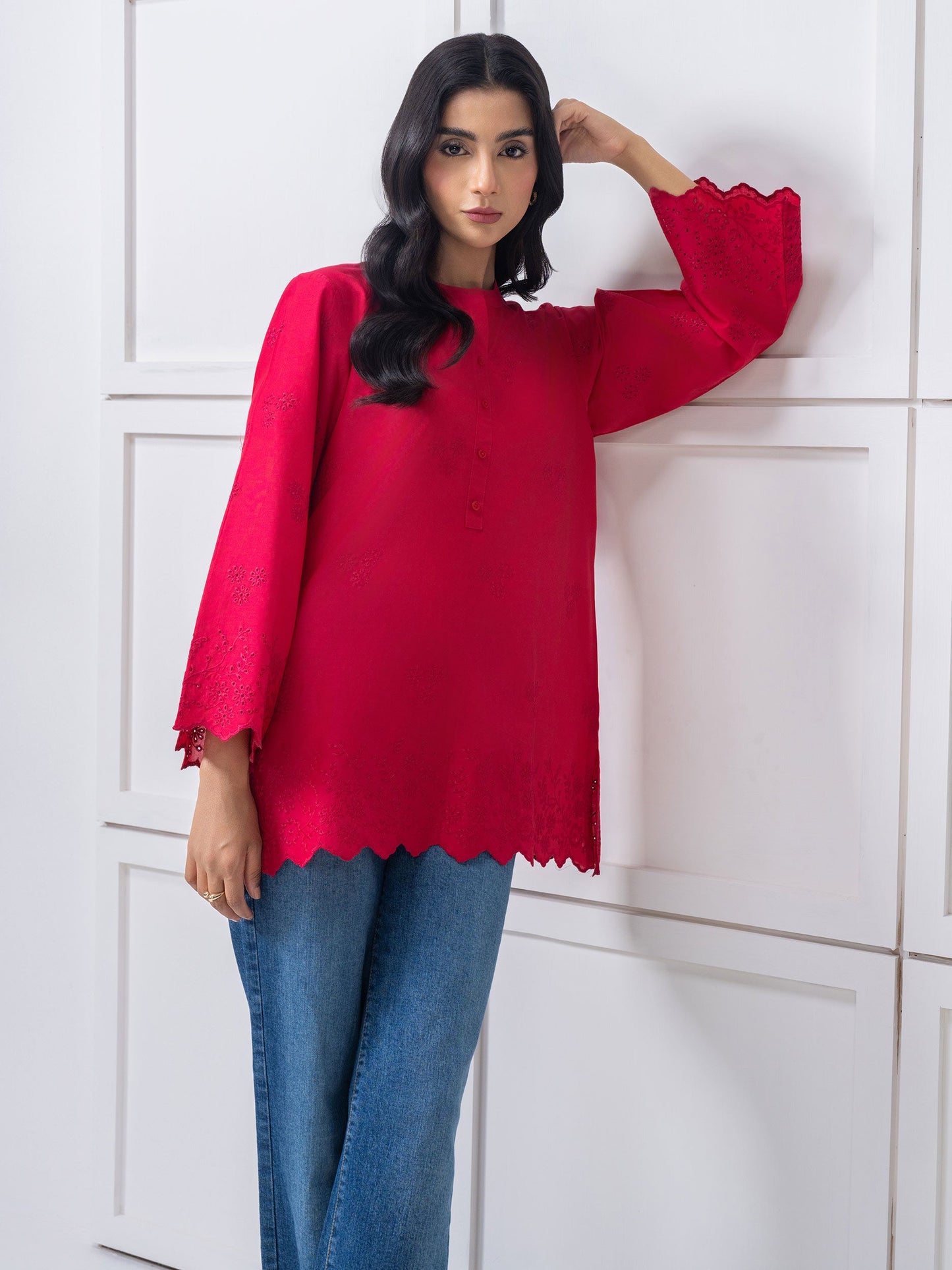 Cambric Kurti-Embroidered (Pret)
