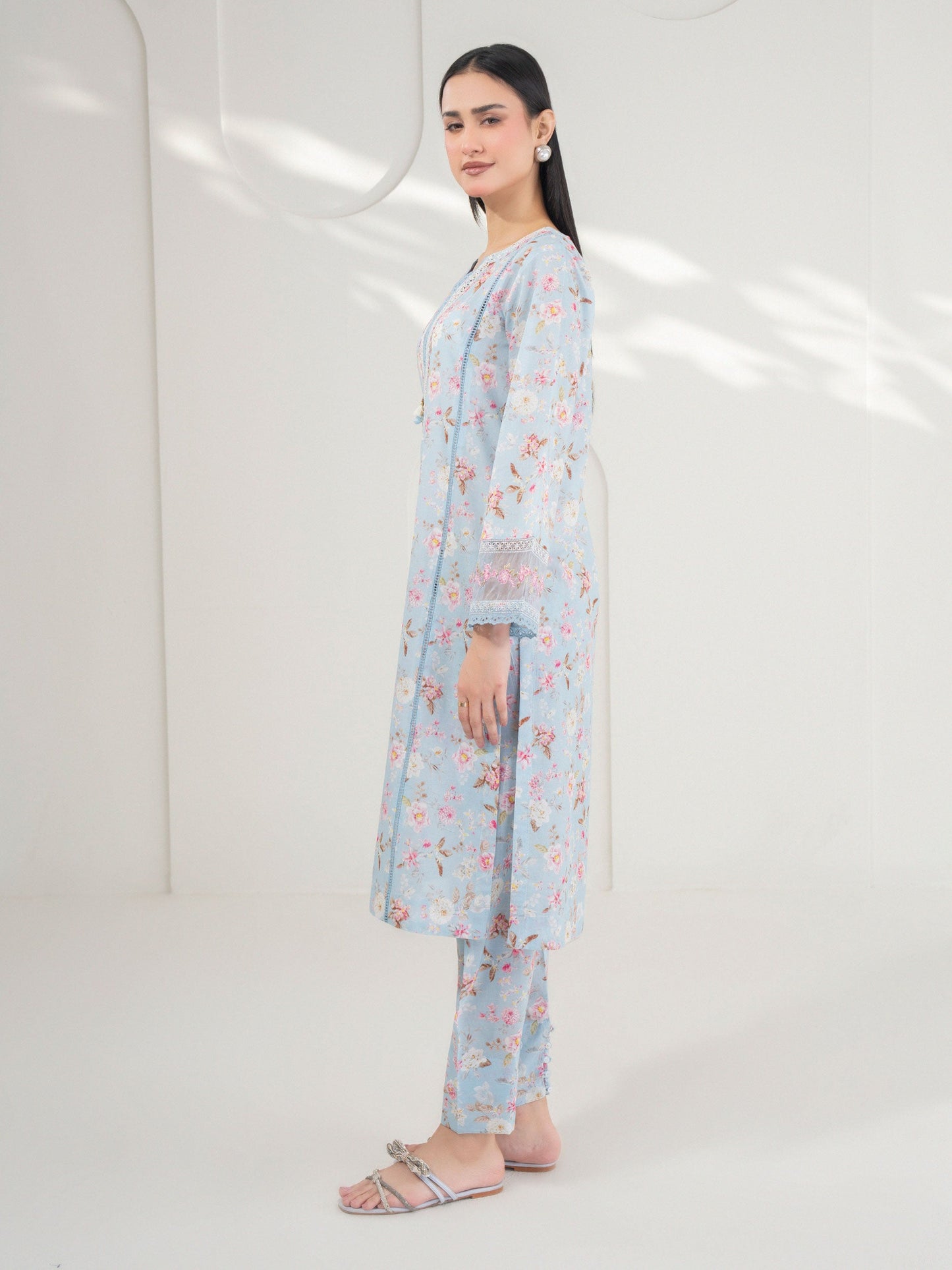 2 Piece Lawn Suit-Embroidered (Pret)