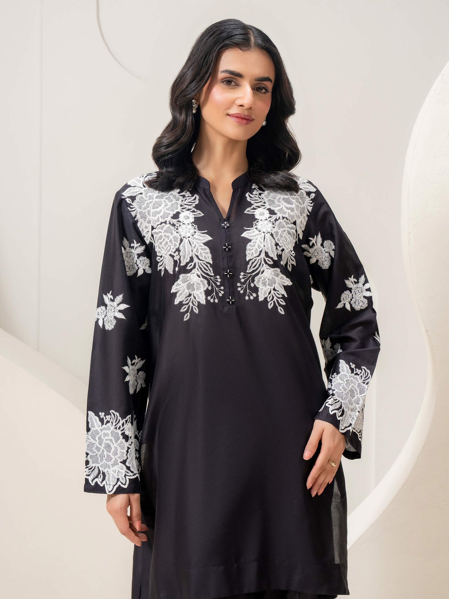 Lawn Co-Ord Set-Embroidered (Pret)