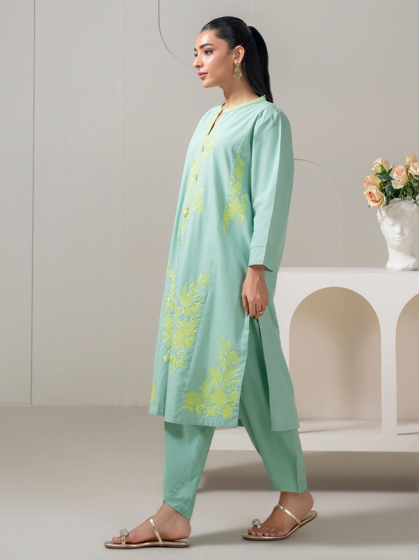 2 Piece Yarn Dyed Suit-Embroidered (Pret)