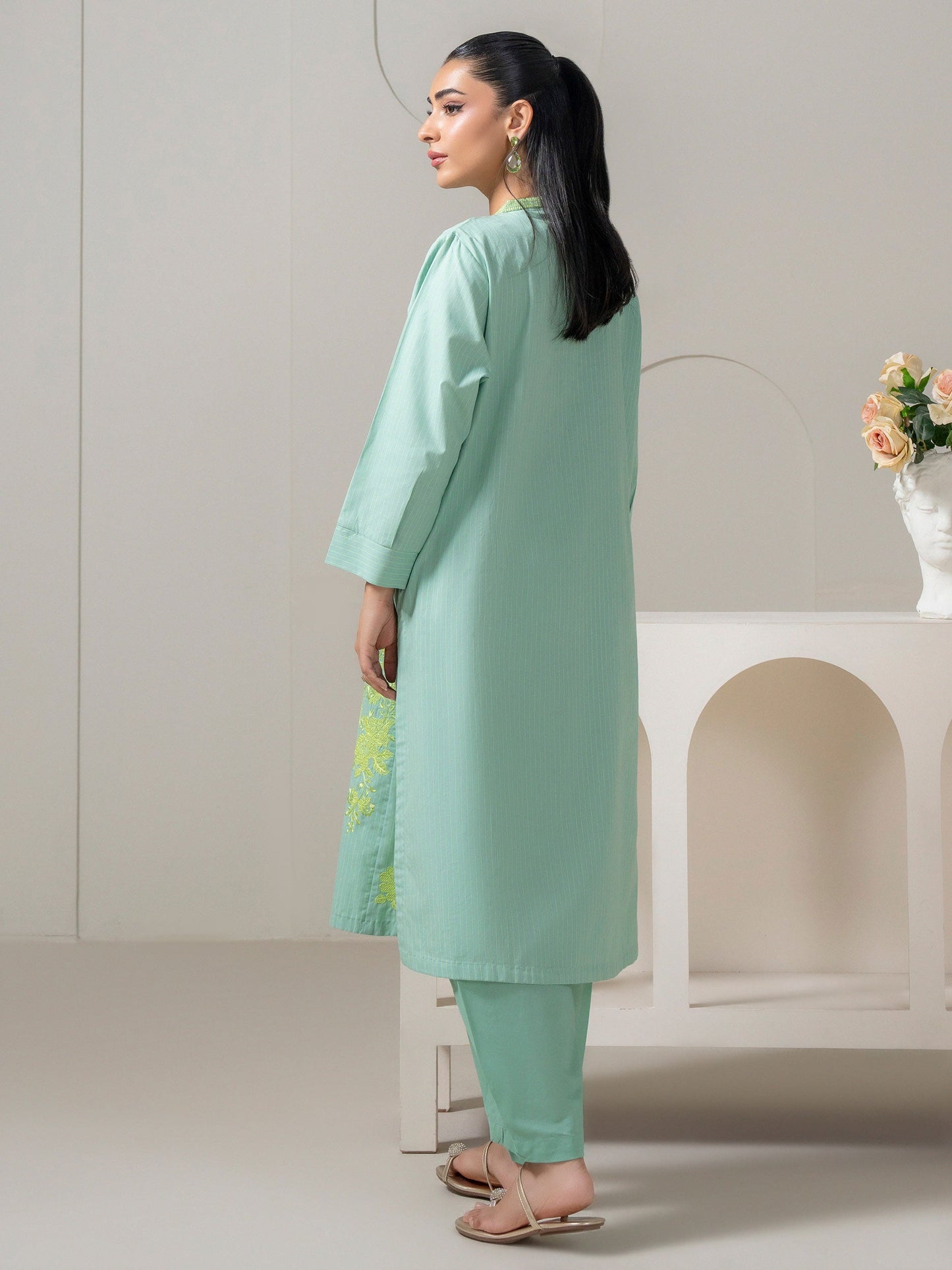 2 Piece Yarn Dyed Suit-Embroidered (Pret)