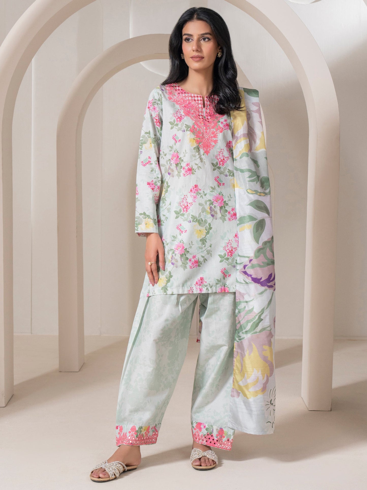 3 Piece Lawn Suit-Embroidered (Pret)