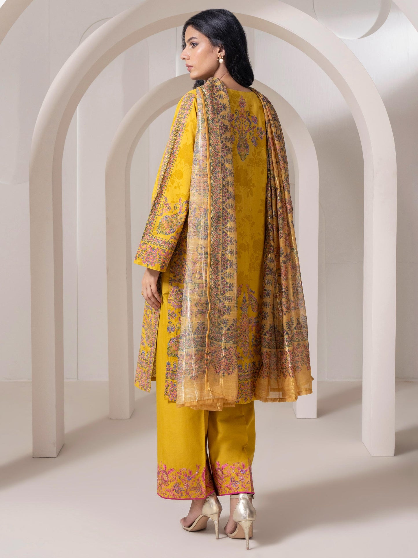 3 Piece Lawn Suit-Embroidered (Pret)