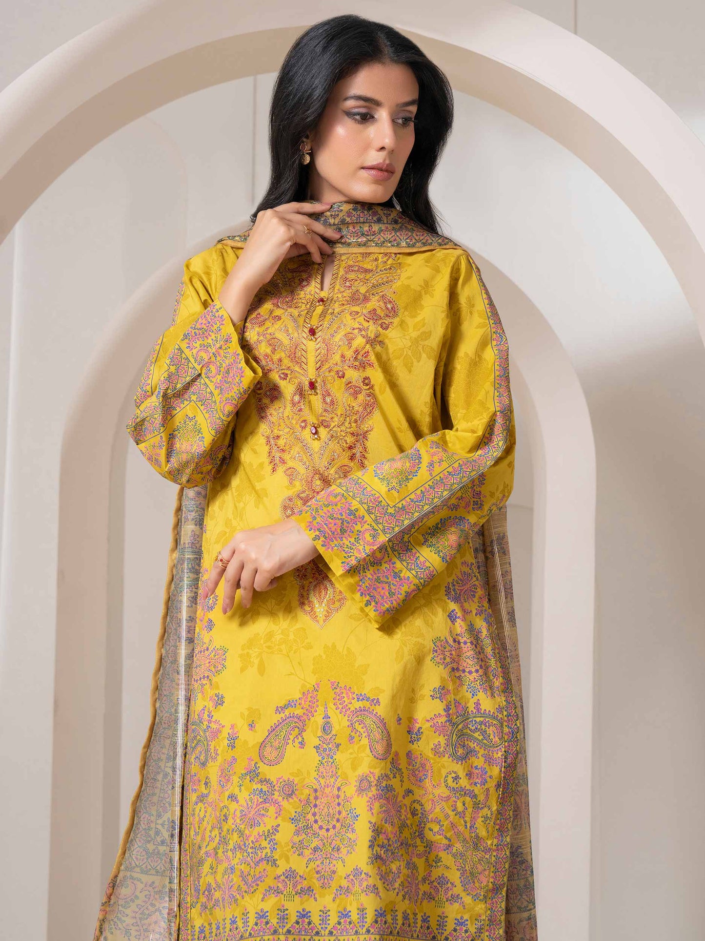 3 Piece Lawn Suit-Embroidered (Pret)