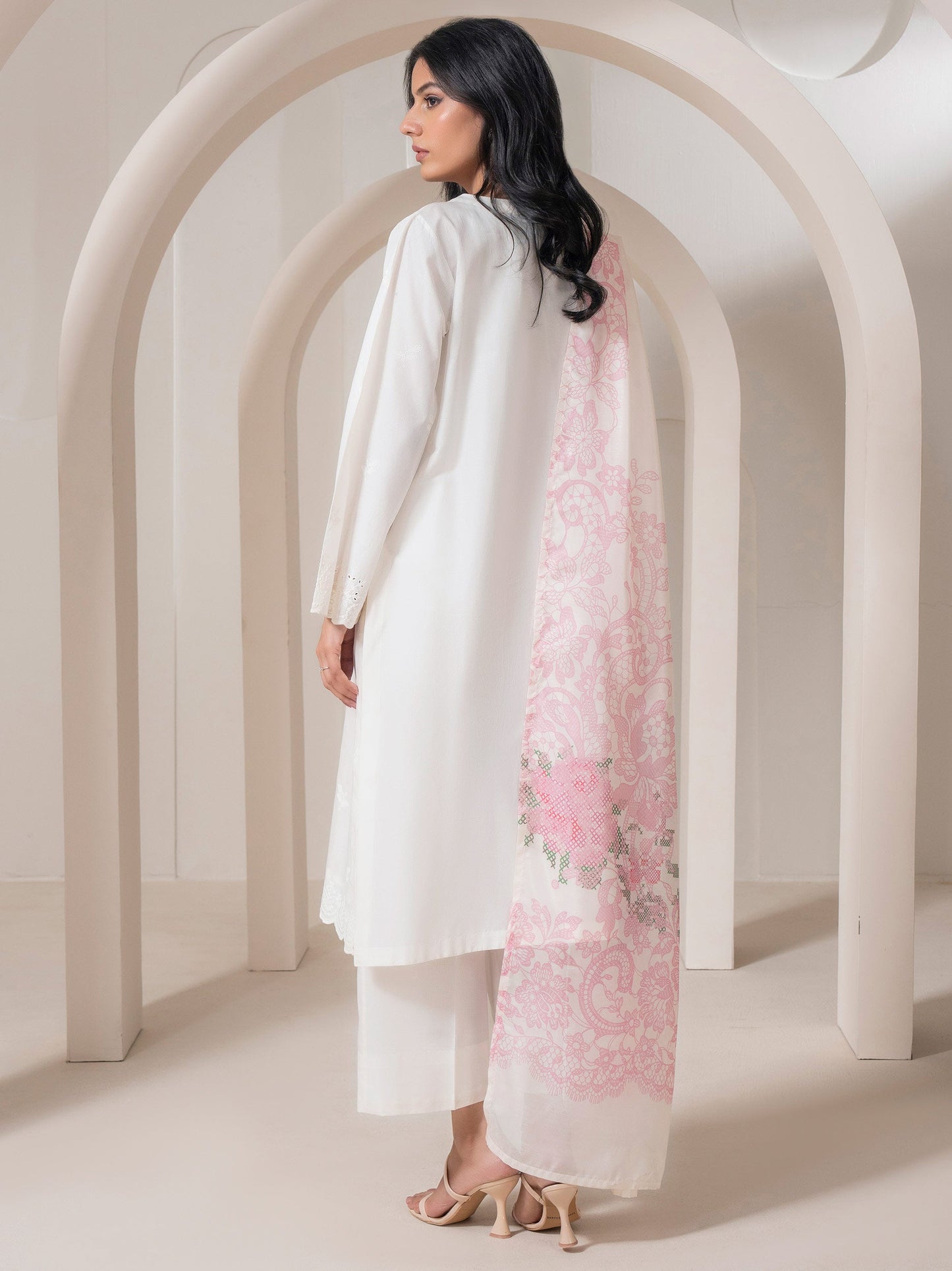 3 Piece Lawn Suit-Embroidered (Pret)