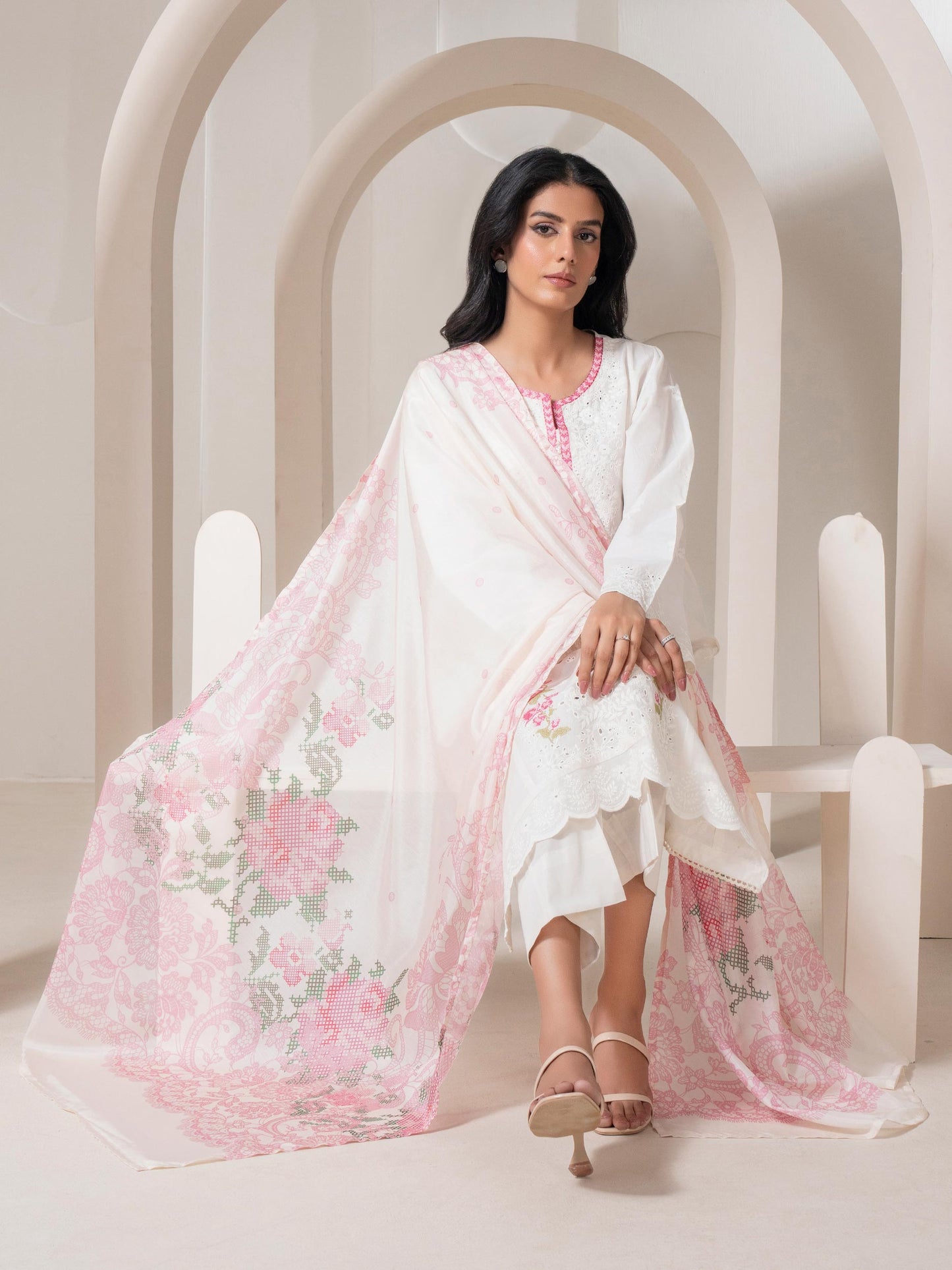 3 Piece Lawn Suit-Embroidered (Pret)