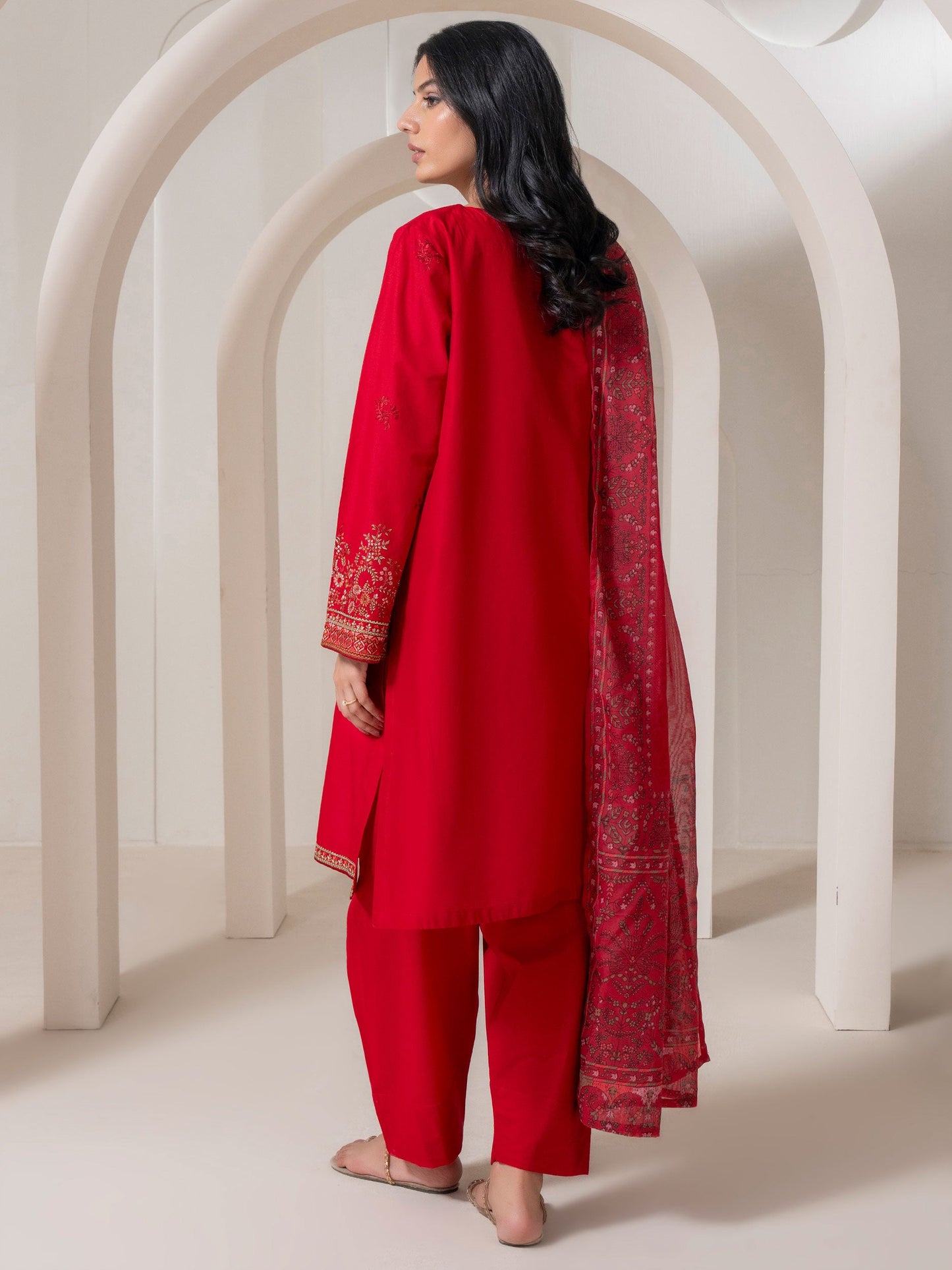 3 Piece Lawn Suit-Embroidered (Pret)