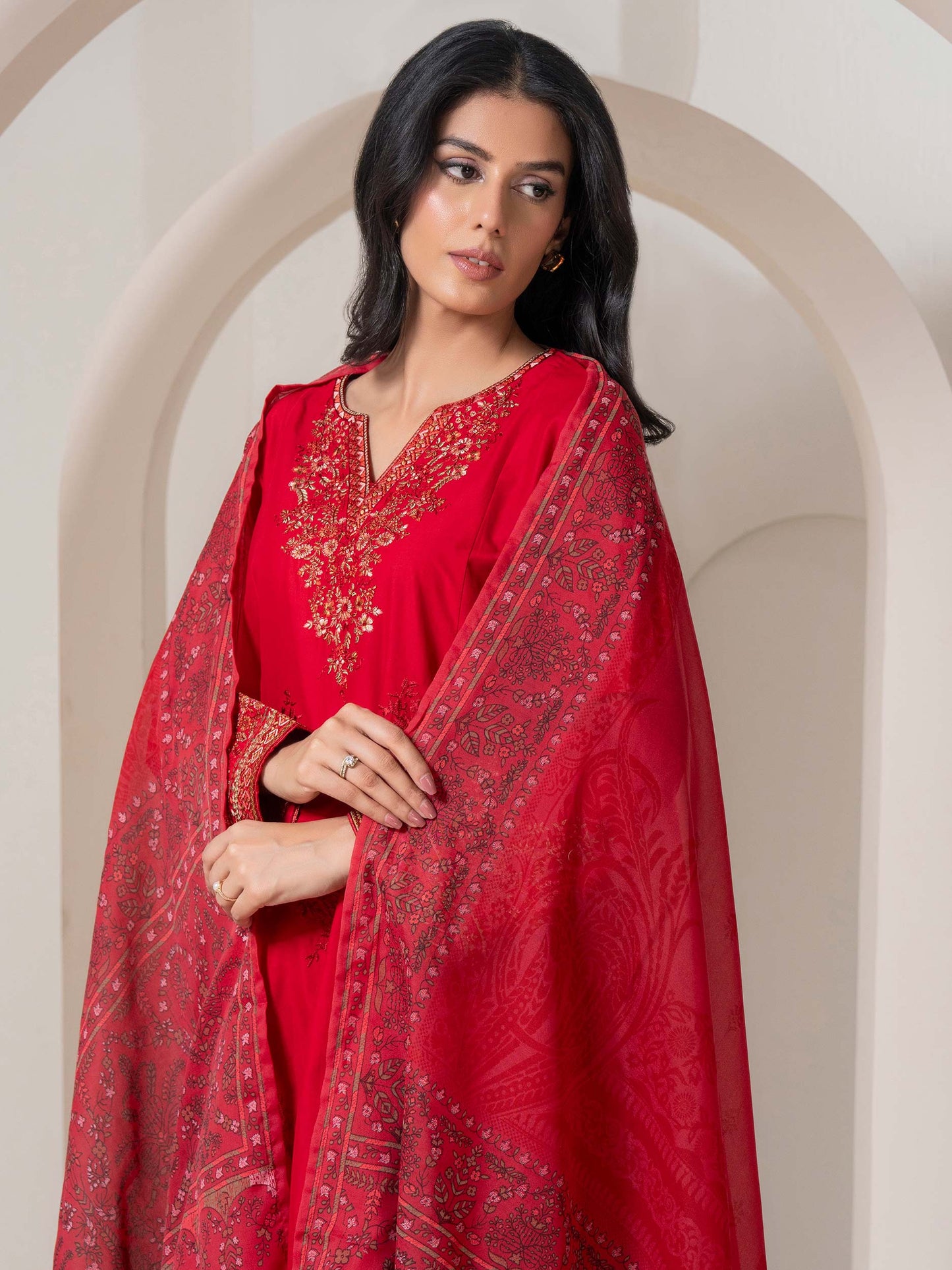 3 Piece Lawn Suit-Embroidered (Pret)