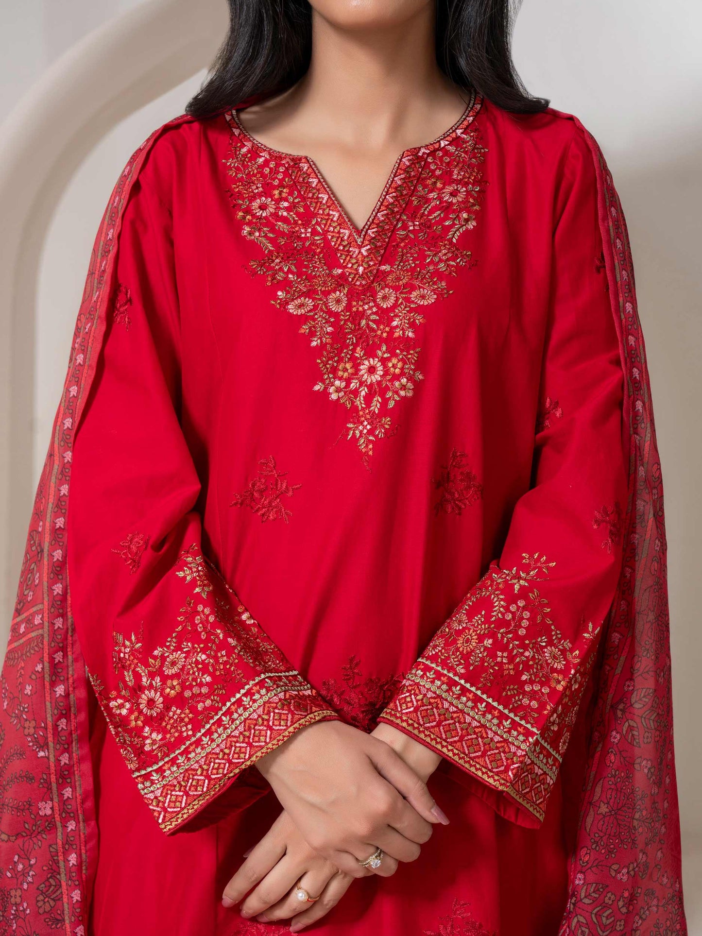 3 Piece Lawn Suit-Embroidered (Pret)