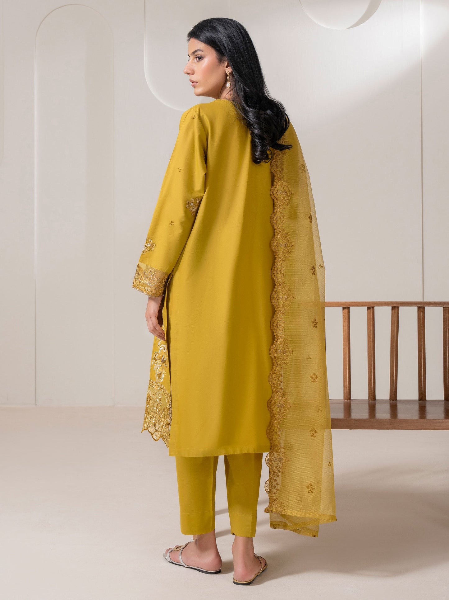 3 Piece Lawn Suit-Embroidered (Pret)