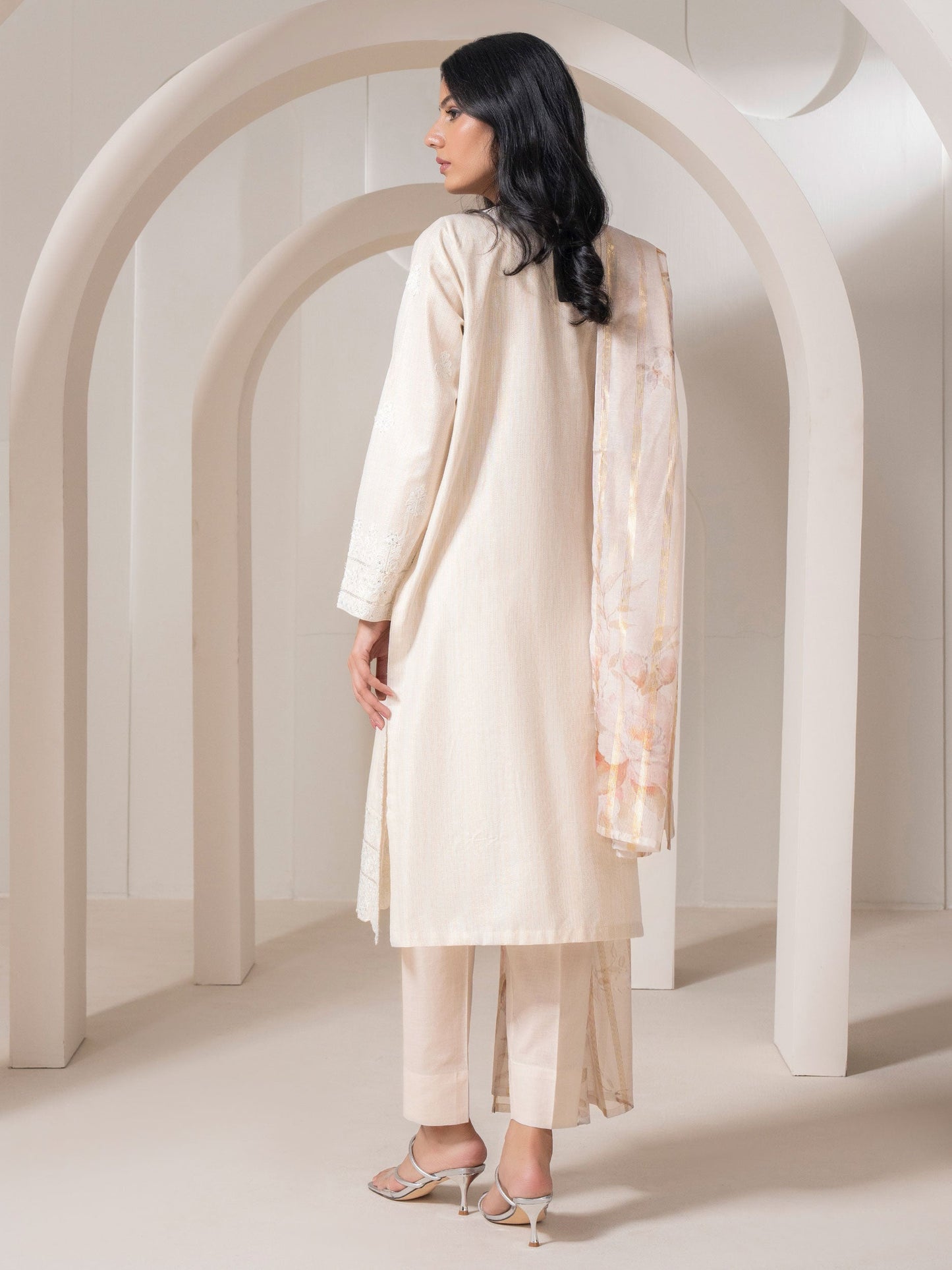 3 Piece Lawn Suit-Embroidered (Pret)