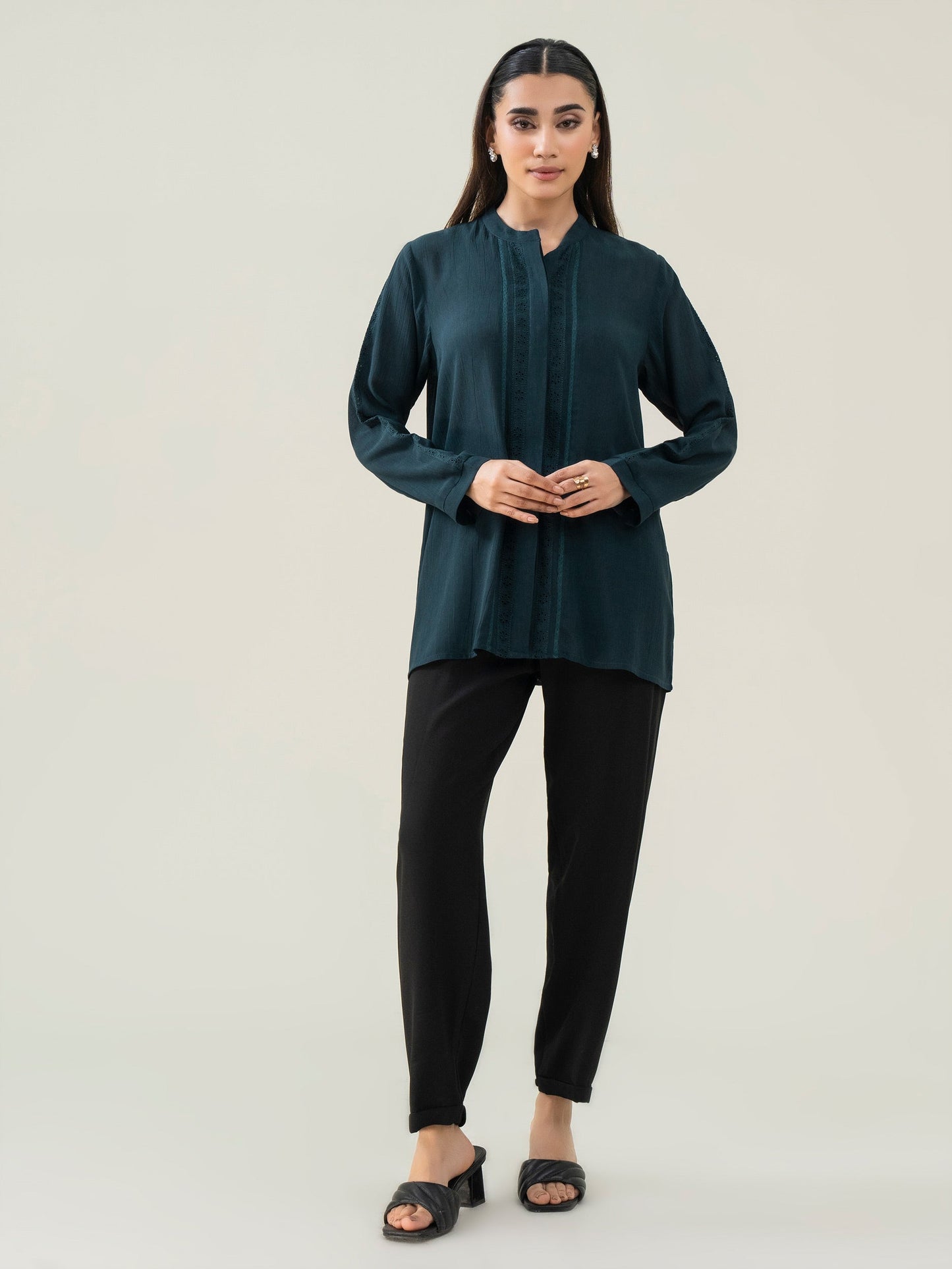 Embroidered Grip Top