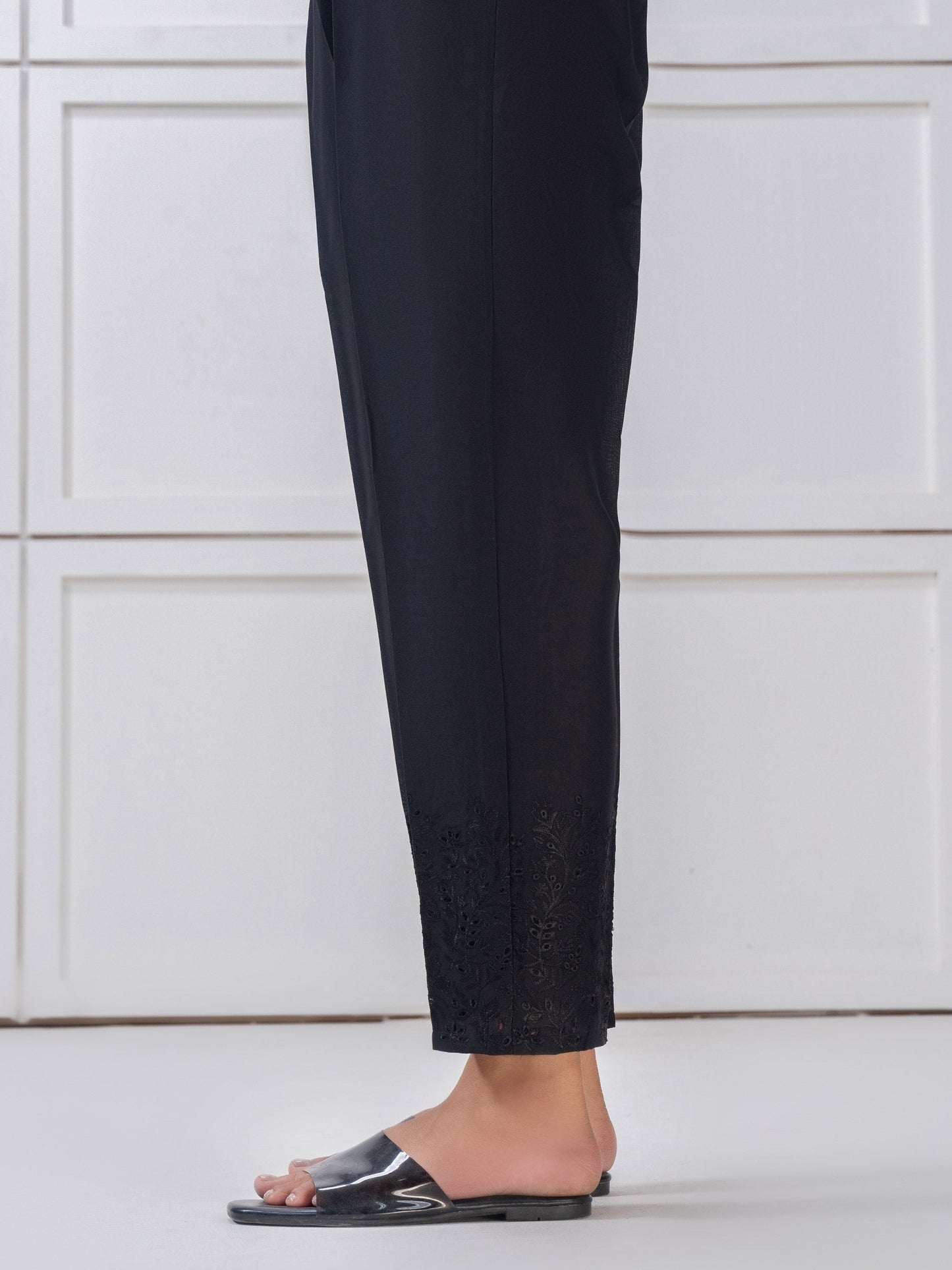 Lawn Trouser-Embroidered (Pret)