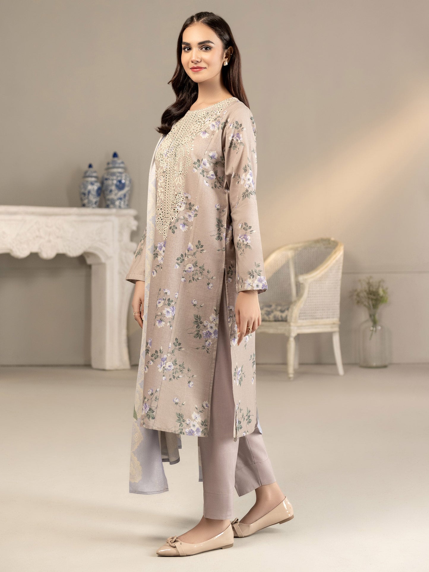 3 Piece Khaddar Suit-Embroidered(Unstitched)