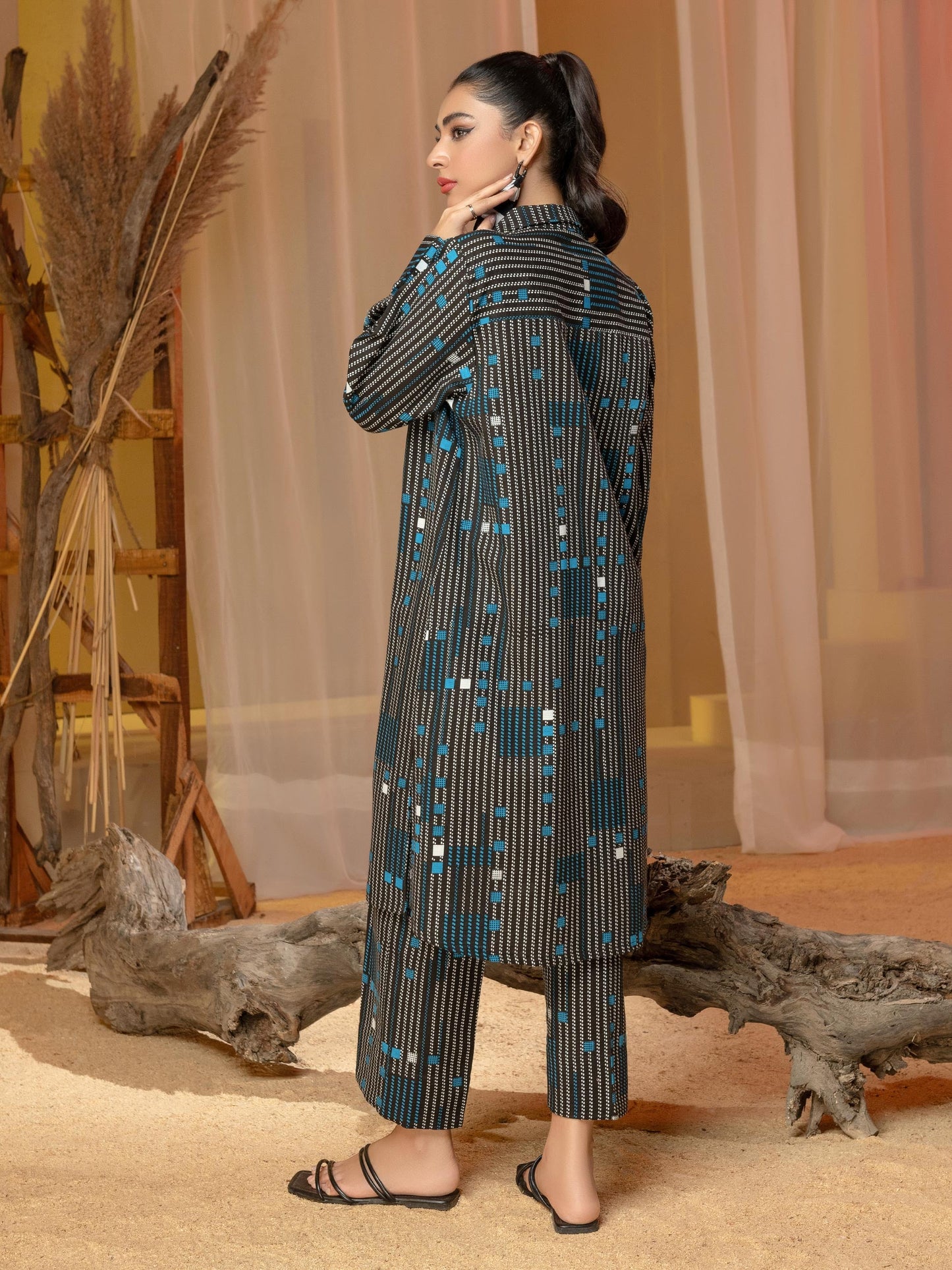 Khaddar Shirt-Printed (Unstitched)