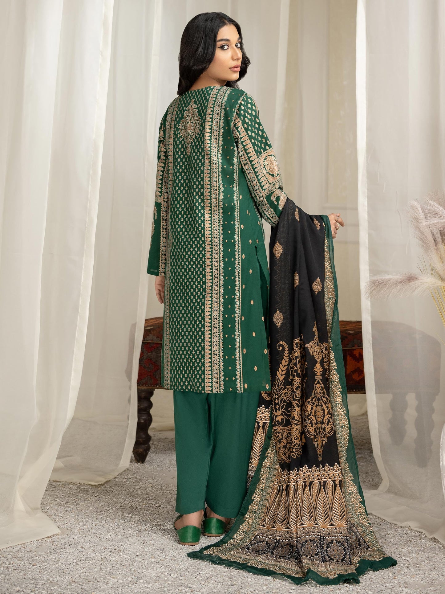 3 Piece Lawn Suit-Pasted (Unstitched)