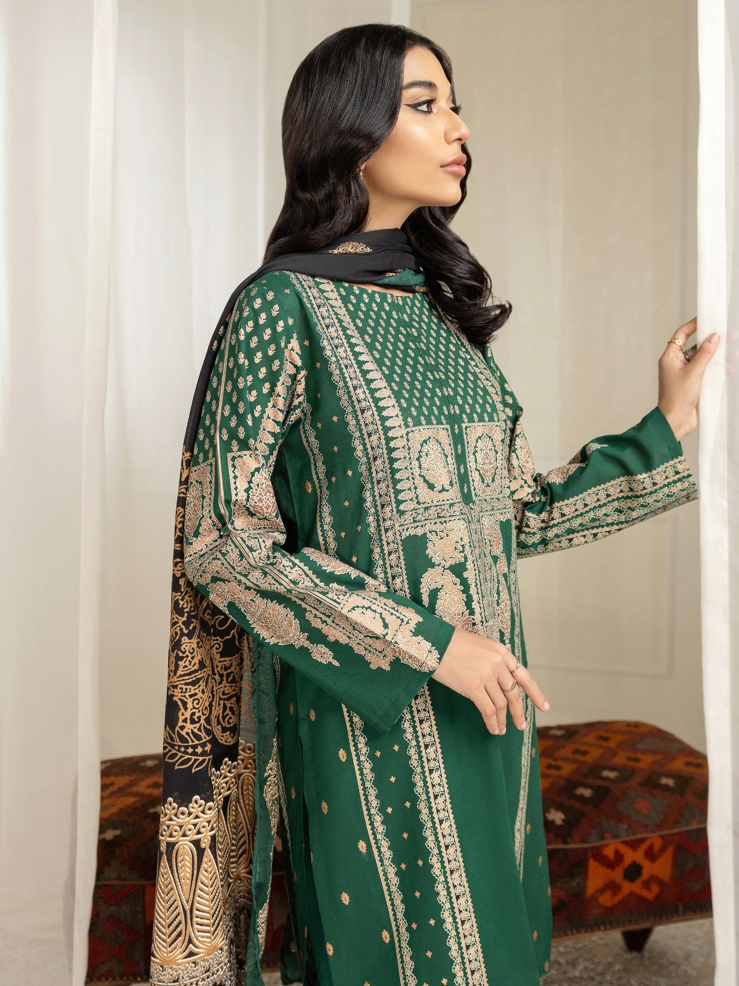 3 Piece Lawn Suit-Pasted (Unstitched)