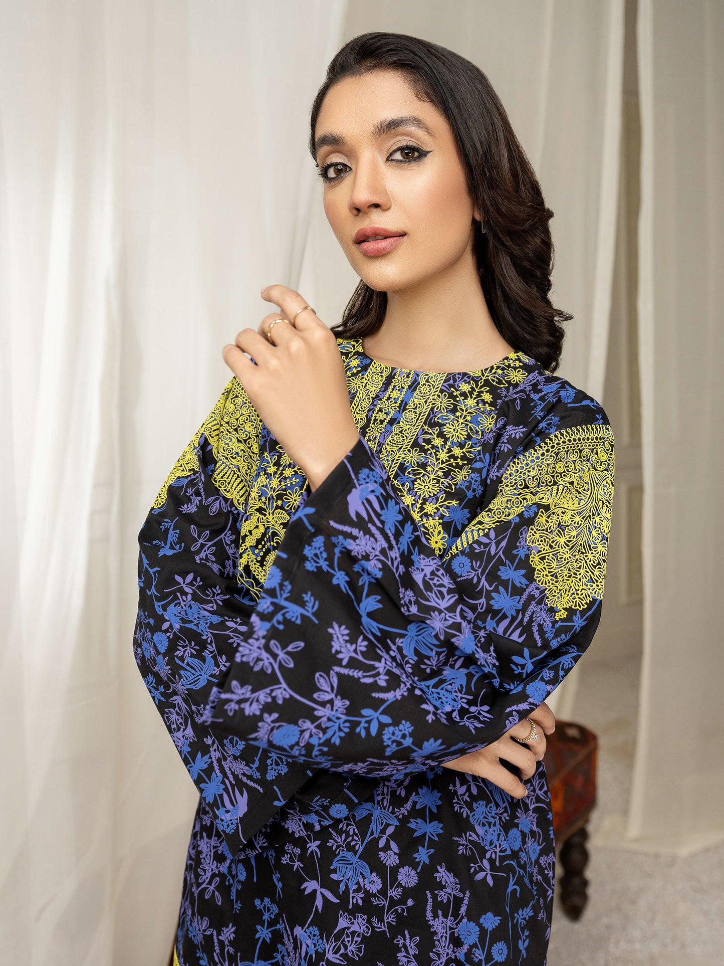 2 Piece Lawn Suit-Pasted (Unstitched)