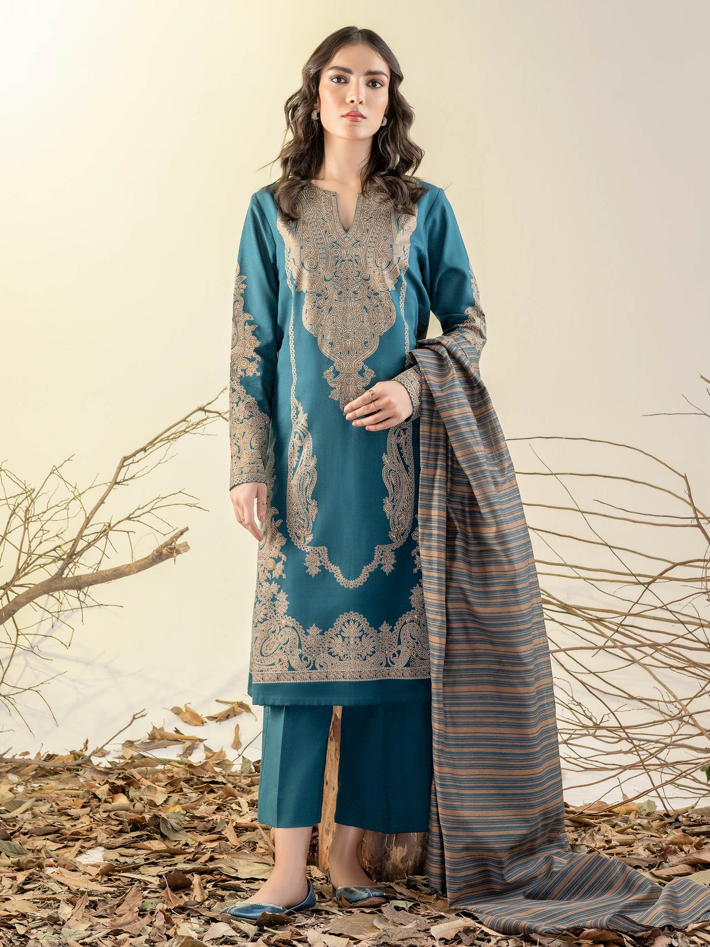 3 Piece Slub Khaddar Suit-Paste Print(Unstitched)