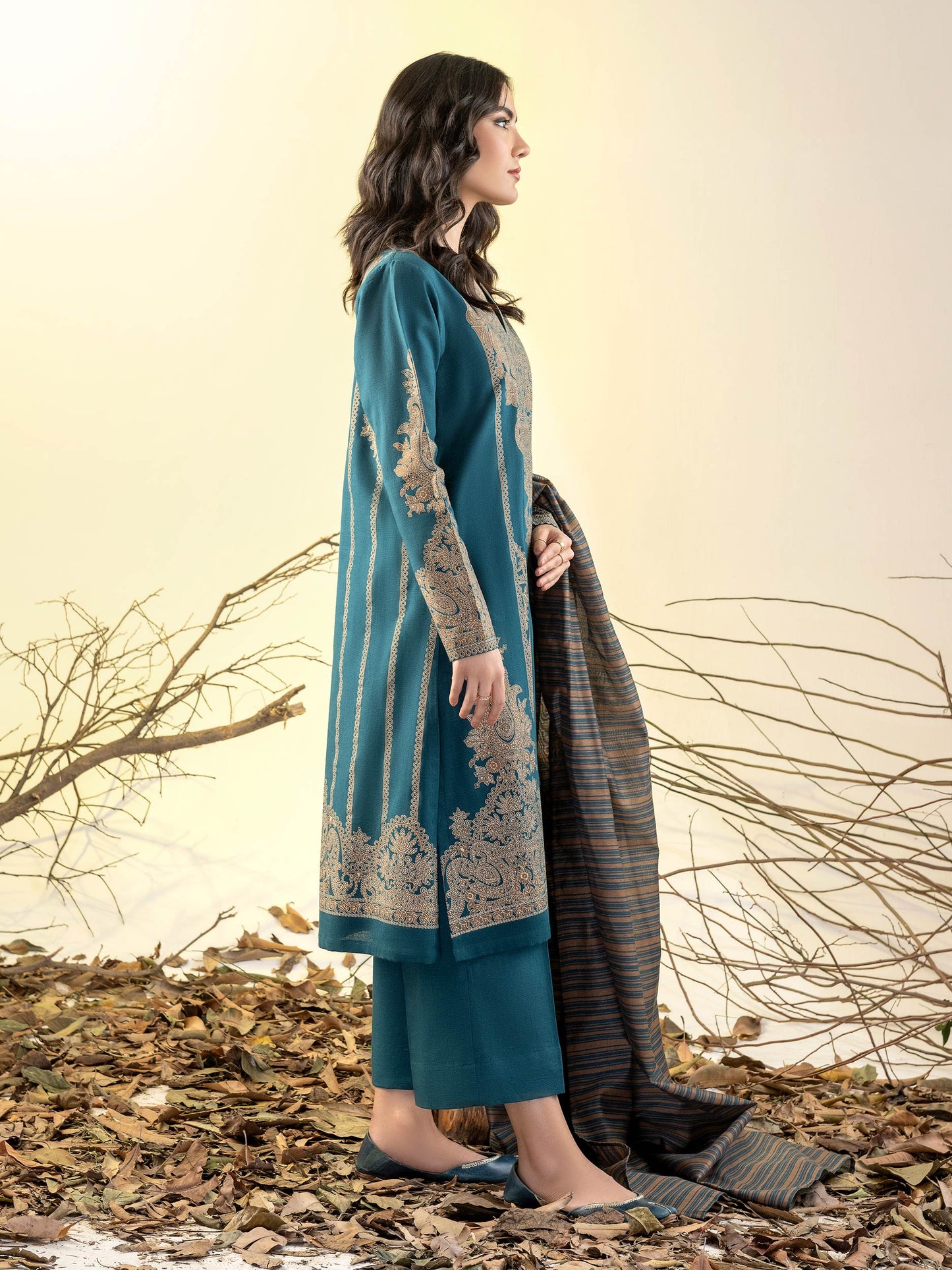 3 Piece Slub Khaddar Suit-Paste Print(Unstitched)