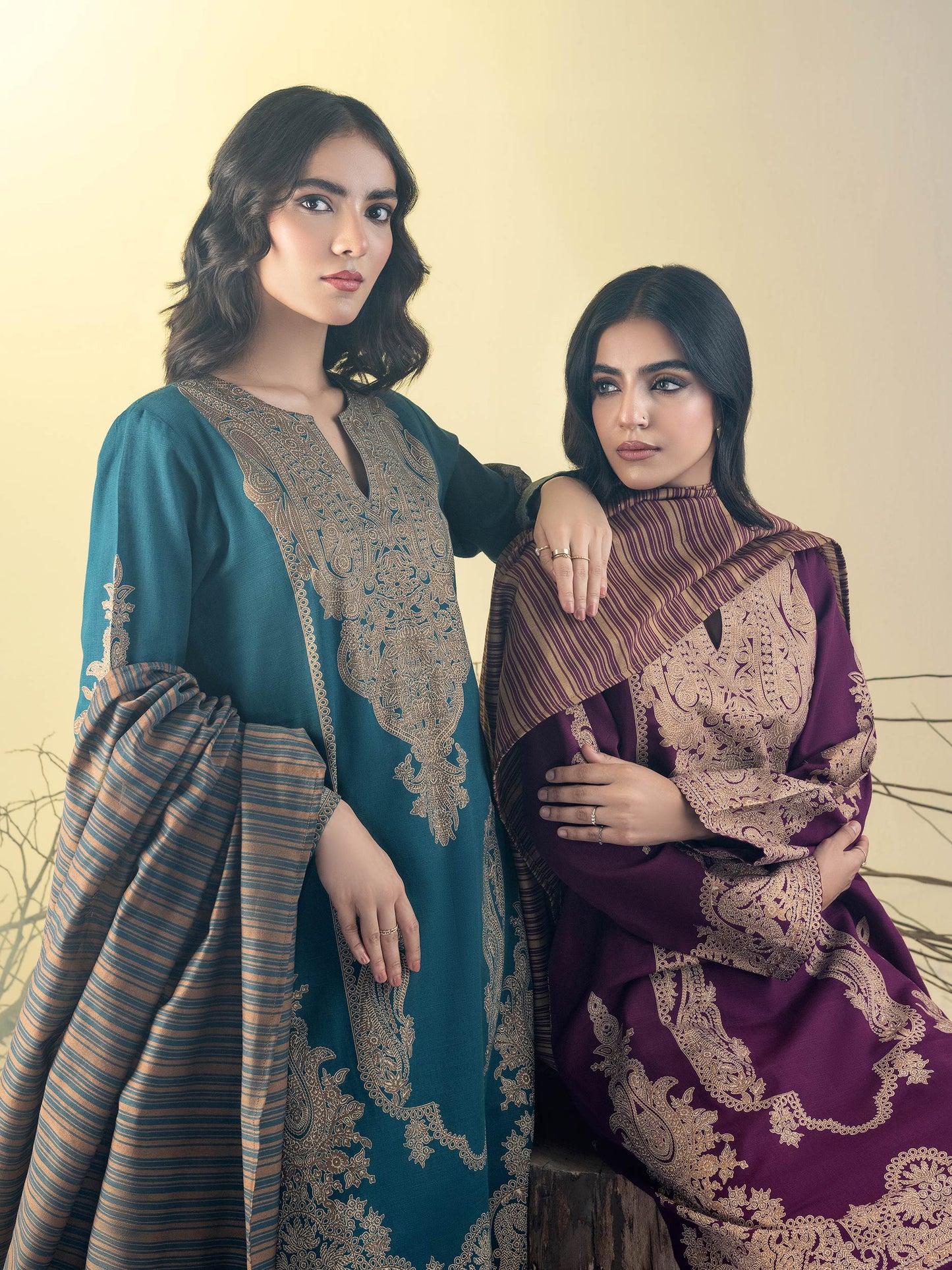 3 Piece Slub Khaddar Suit-Paste Print(Unstitched)
