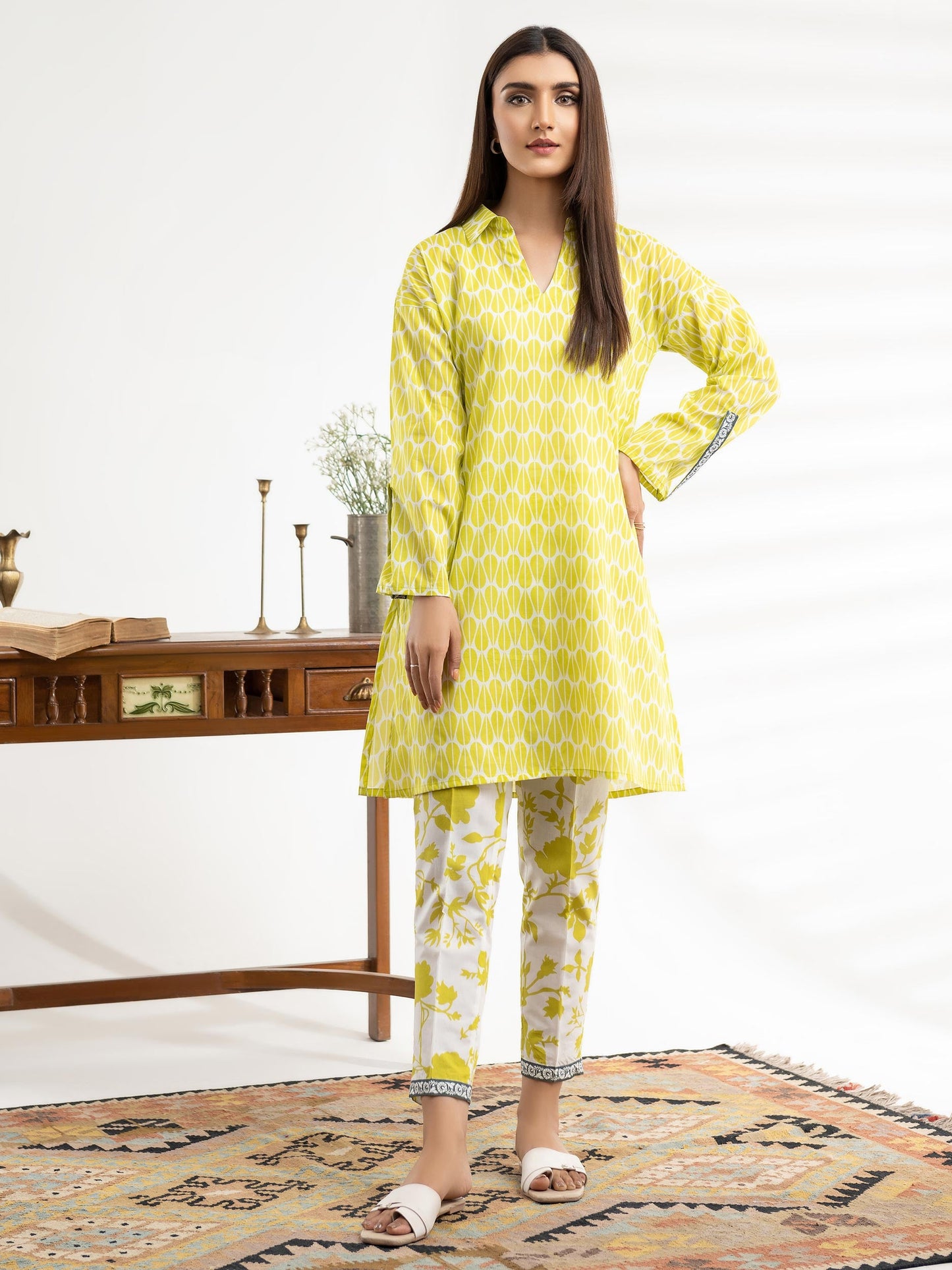 2 Piece Lawn Suit-Printed (Unstitched)
