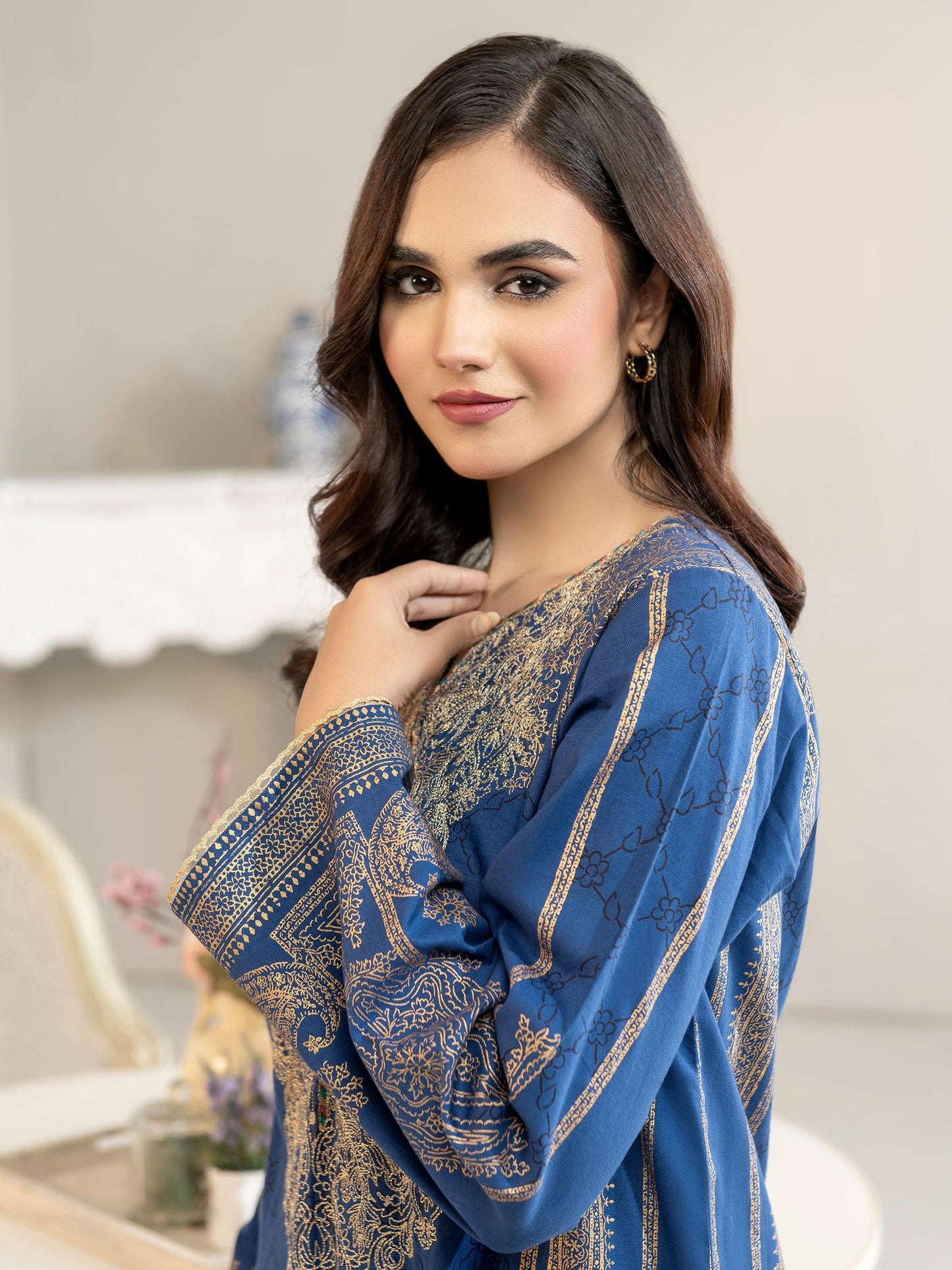 Khaddar Shirt-Embroidered(Unstitched)