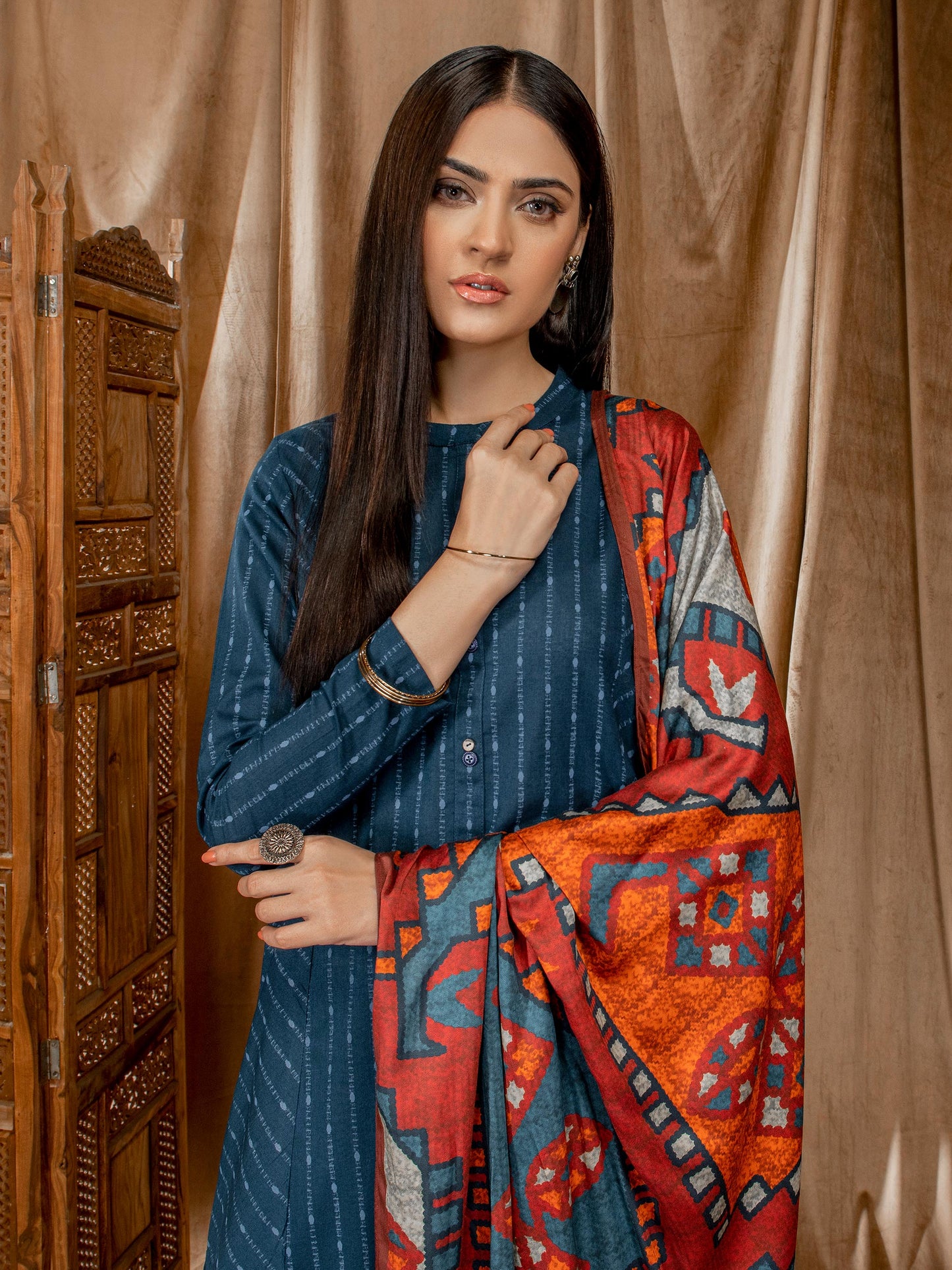 3 Piece Khaddar Suit-Printed (Unstitched)